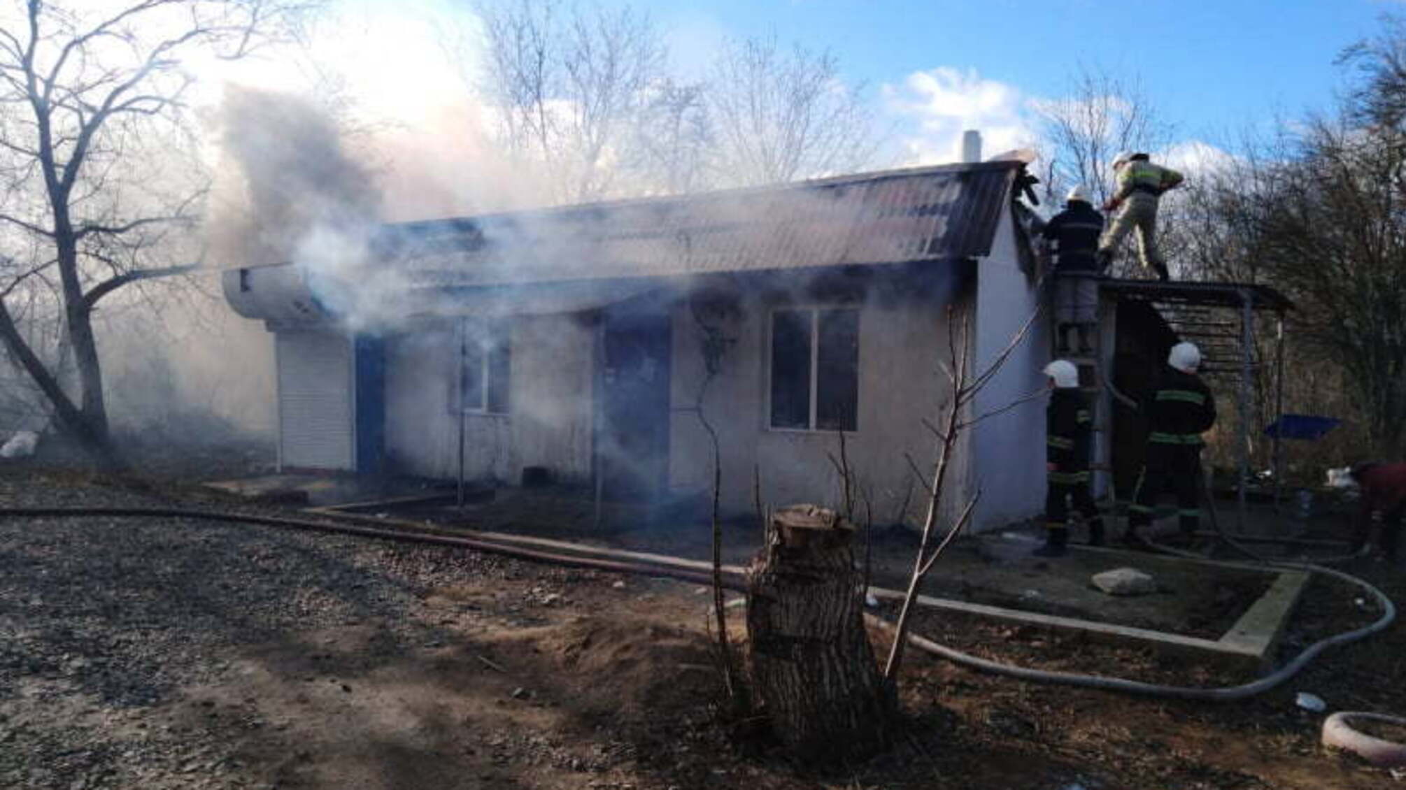 Вінницька область: рятувальники ліквідували пожежу в магазині