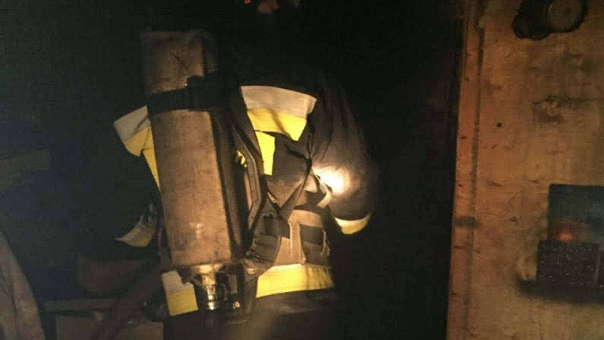 м. Дніпро: вогнеборці ліквідували пожежу в лікарні ветеринарної медицини