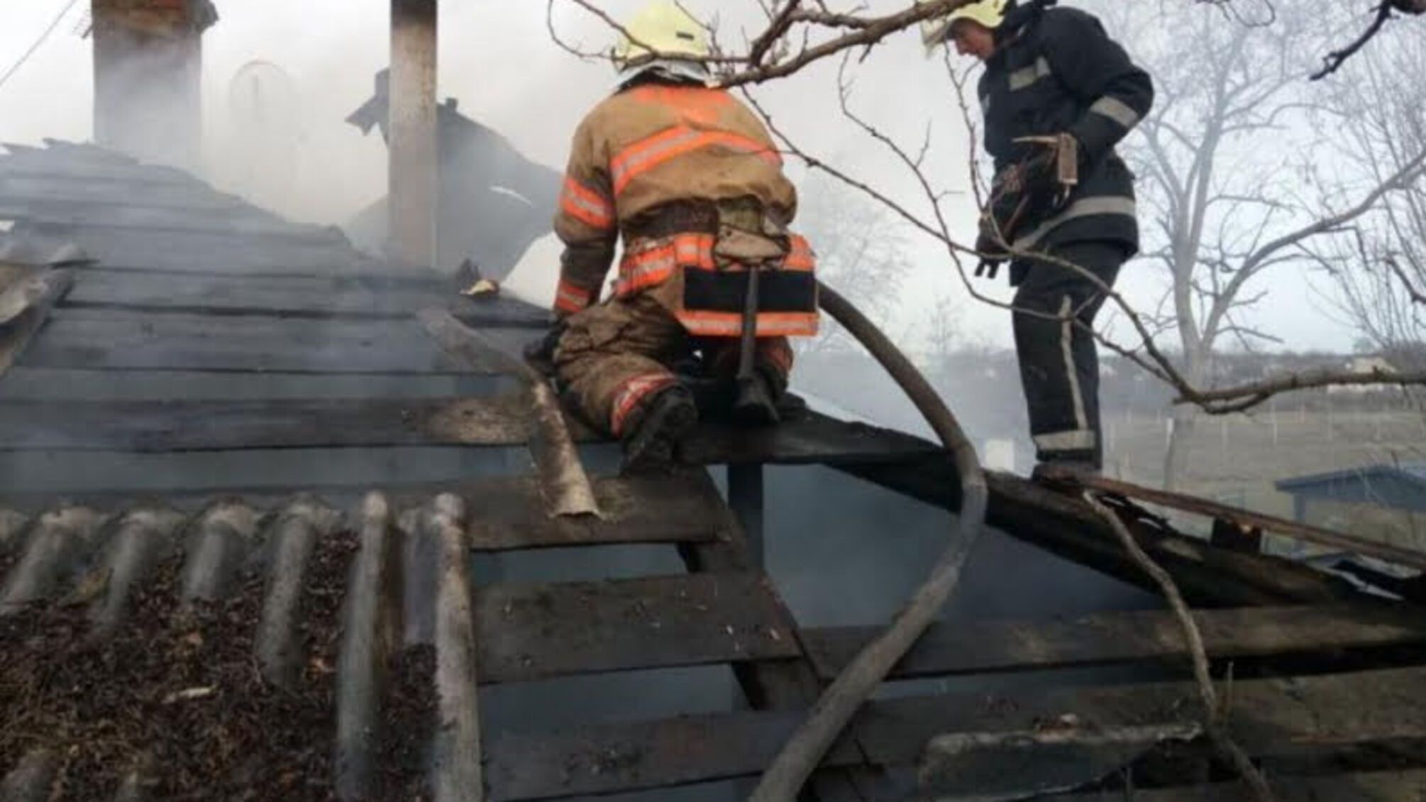 Херсонщина: голопристанські рятувальники ліквідували пожежу в перукарні