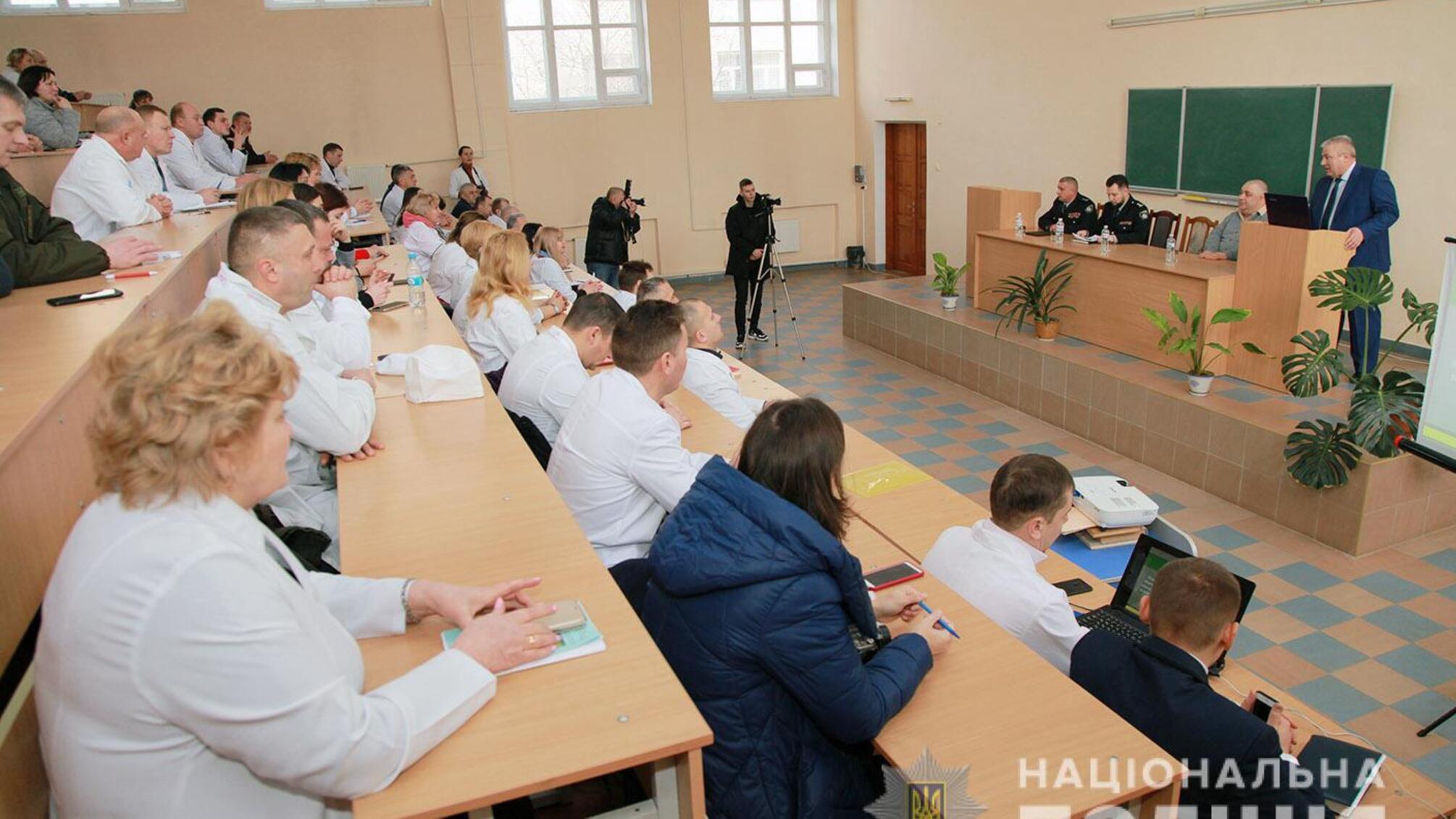 На Хмельниччині розпочалися перші міжвідомчі збори спеціалістів-кінологів з органів державної влади сектору безпеки