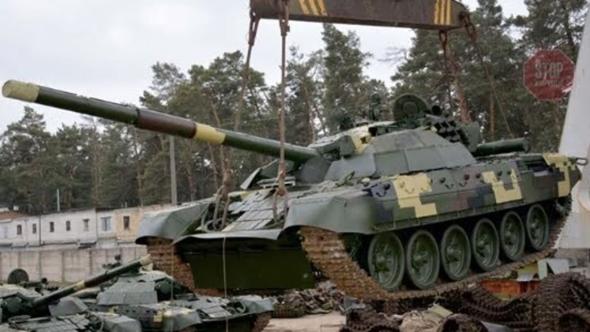 Армія України отримала модернізовані танки