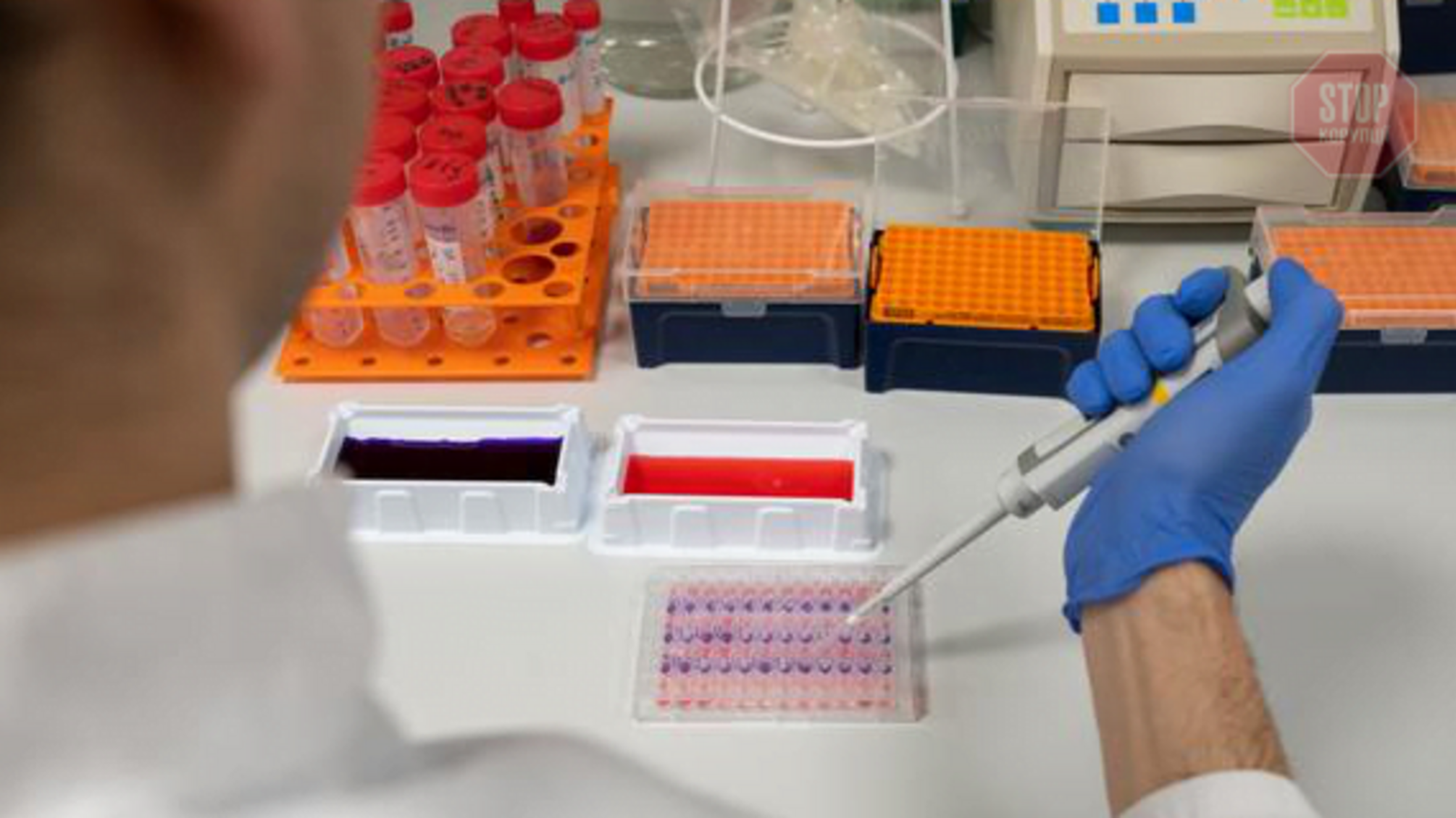 Повернувся з хворобою з Китаю: в Україні затримали хлопця з підозрою на коронавірус