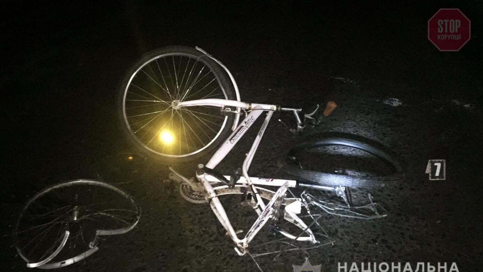 Збив велосипедиста та протягнув його ще 100 метрів: подробиці ДТП на Сумщині (фото)