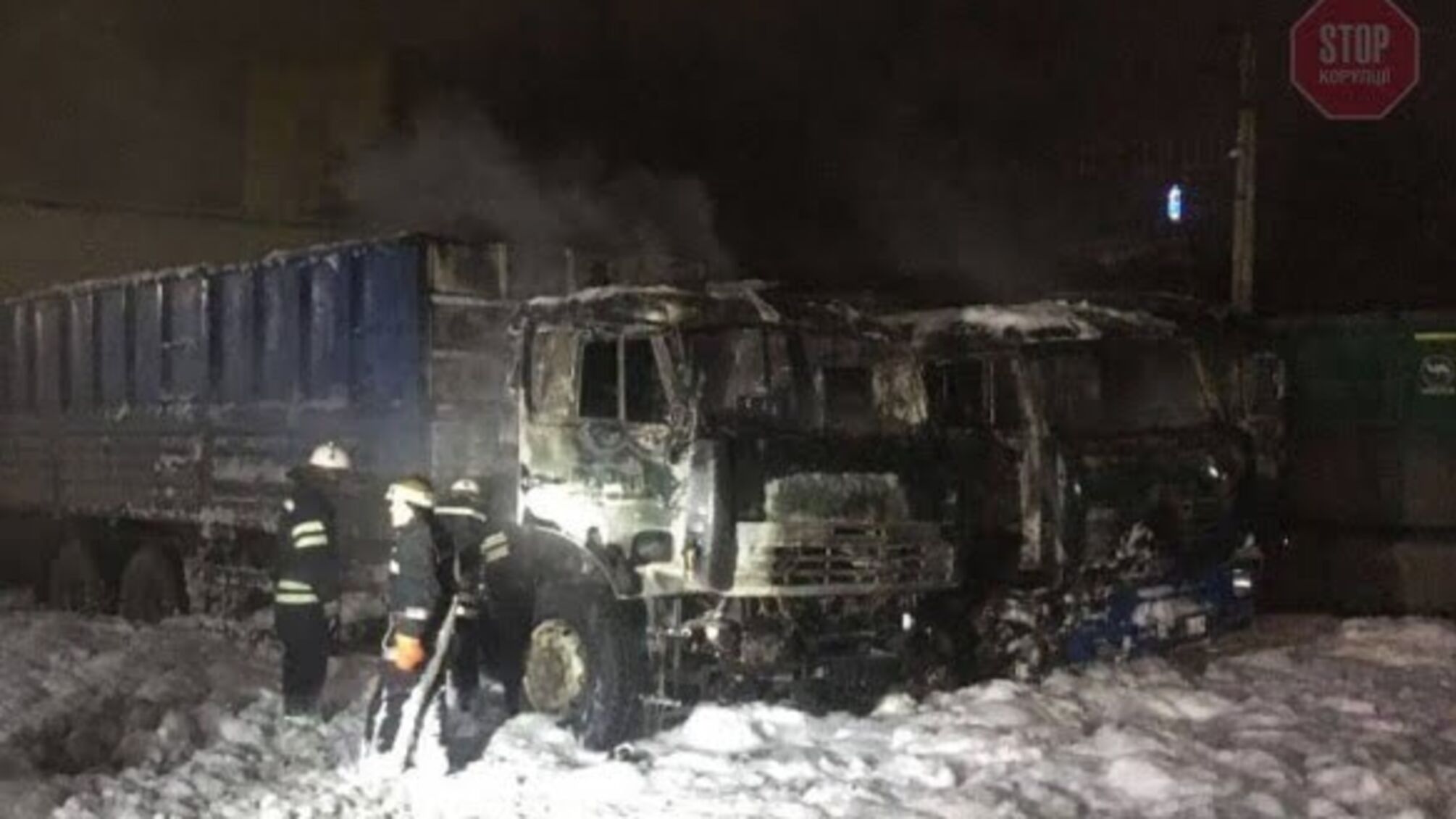 Дві фури згоріли вщент на Миколаївщині