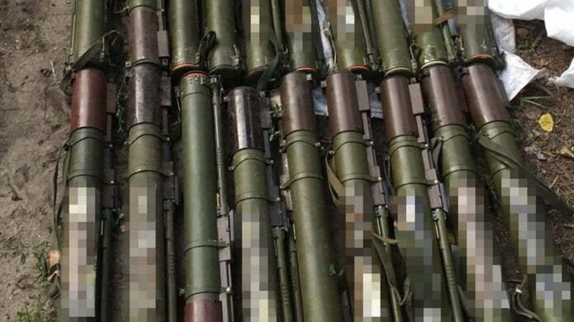 Учасникам організованого угруповання, викритим СБУ на збуті зброї у зоні проведення ООС оголошено про підозру