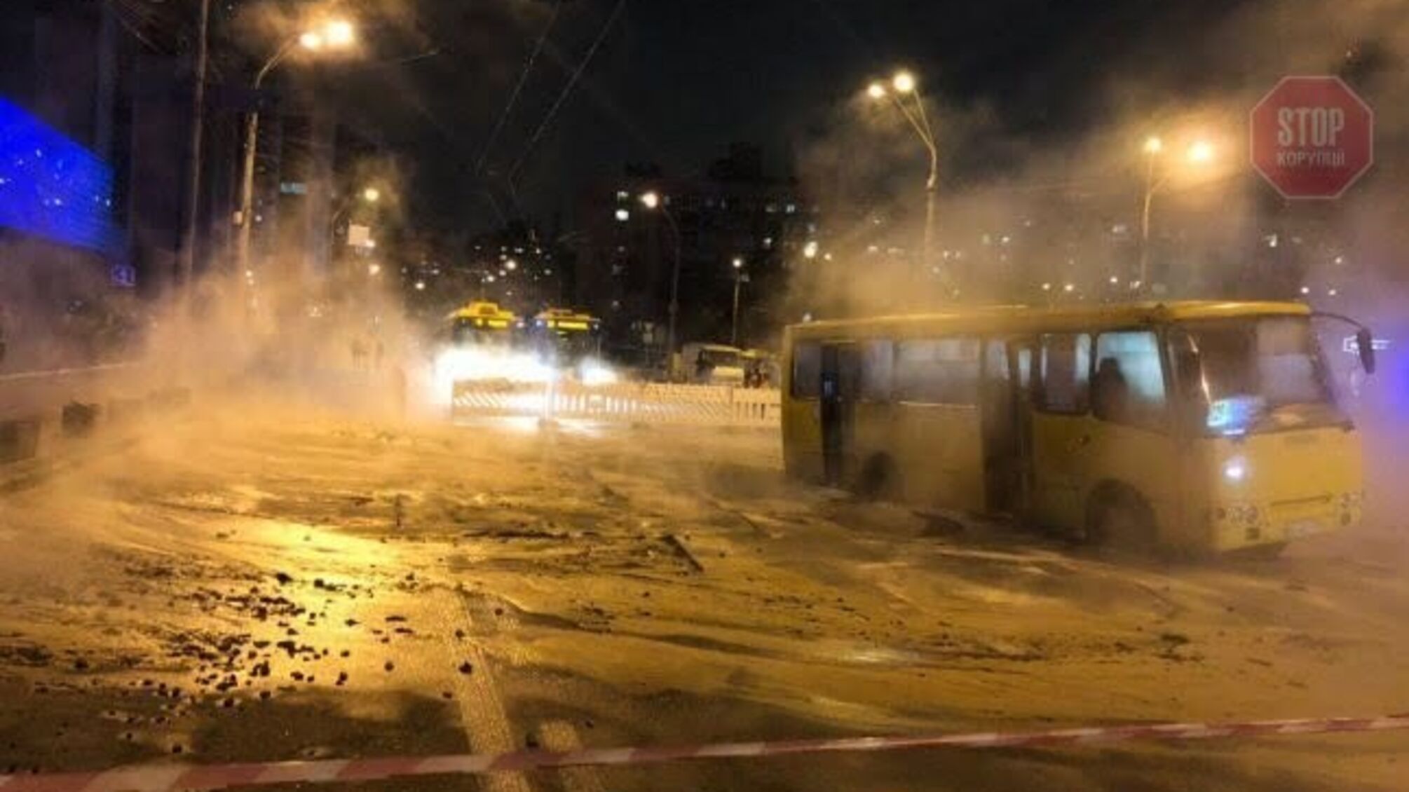 'Вона кричала від болю у відділі з киплячою водою', – очевидці про прорив окропу в Ocean Plaza (відео)