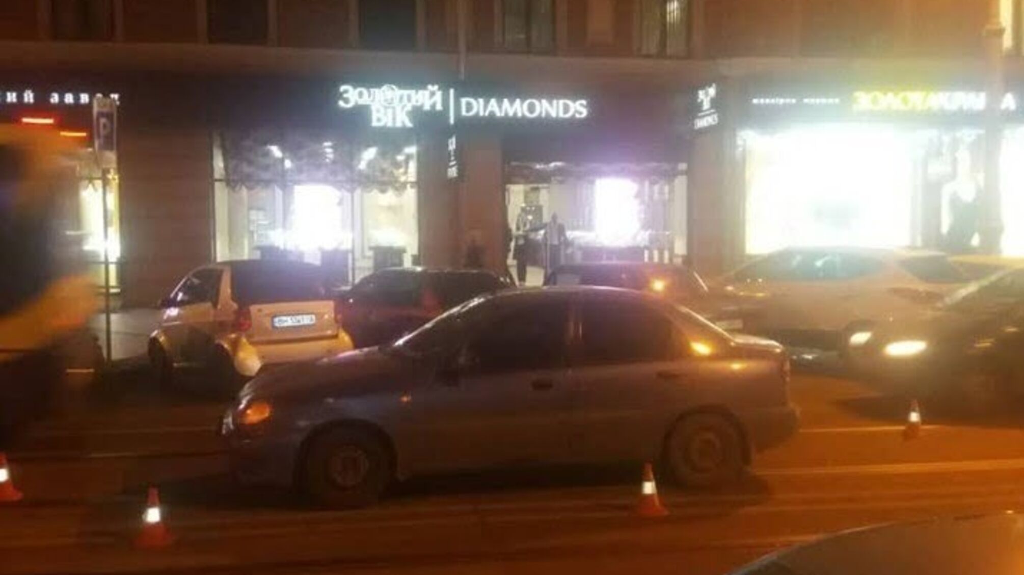 Перебігала дорогу з дитиною: подробиці ДТП в Одесі за участі поліцейського