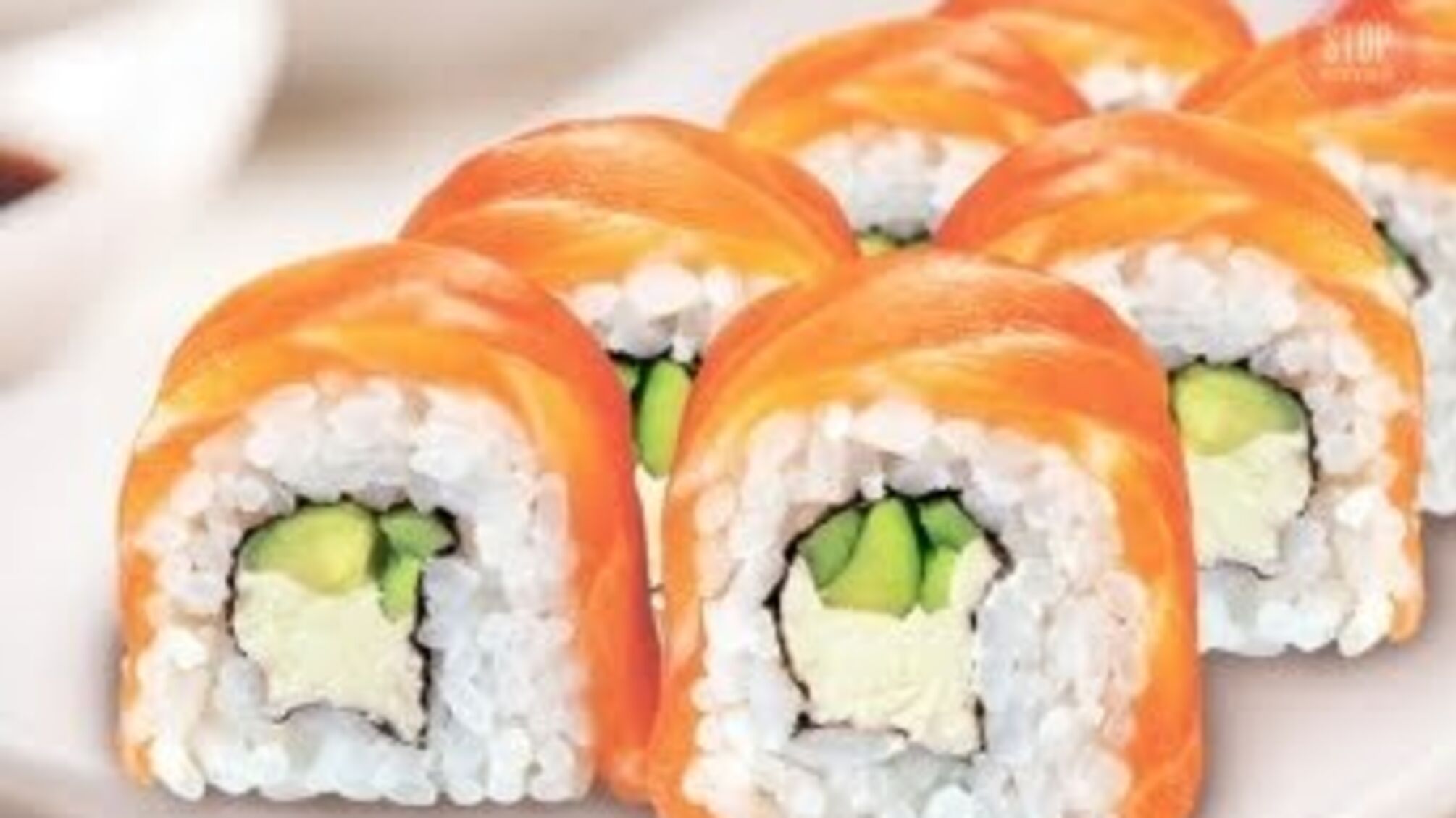 Провели свята в інфекційній лікарні: в Запоріжжі семеро людей отруїлися суші