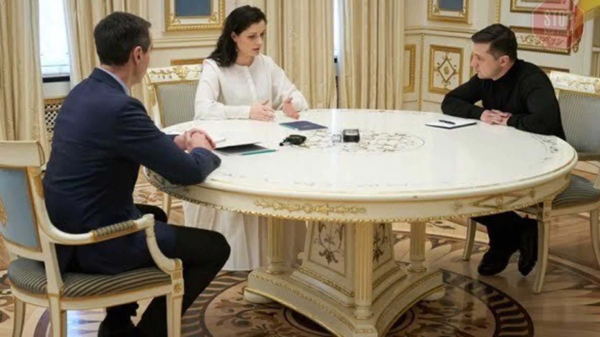 Зеленський дав доручення очільниці МОЗ щодо коронавірусу