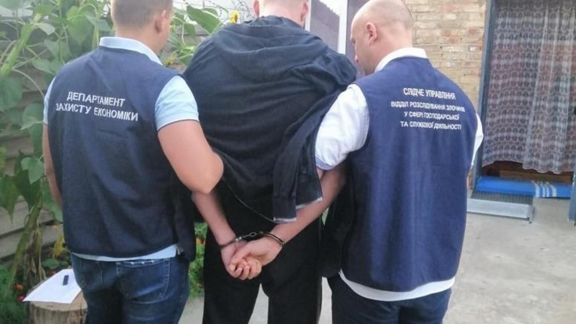 Столичні слідчі скерували до суду обвинувальний акт відносно осіб, які привласнили понад 50 мільйонів  гривень фінансової установи