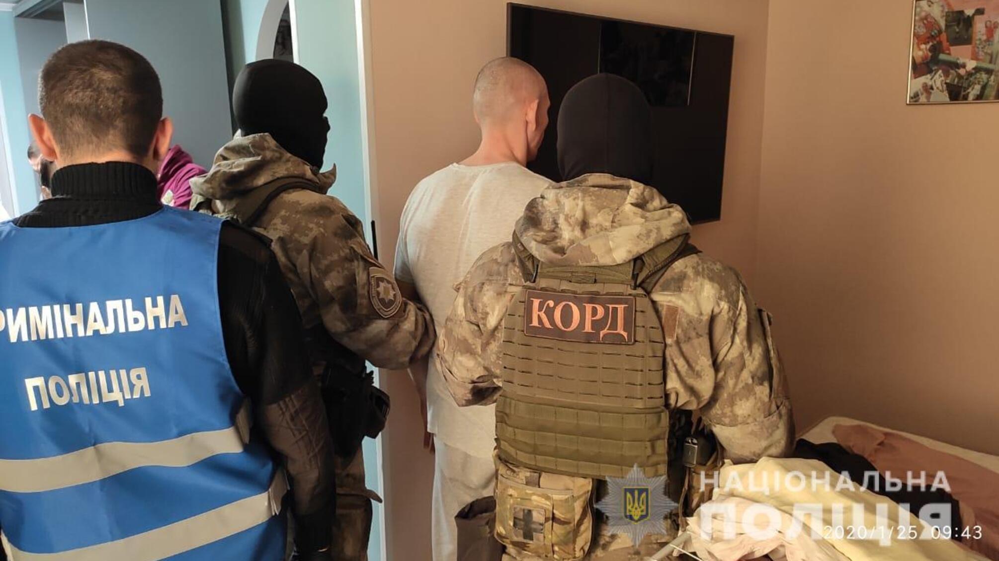 На Кіровоградщині правоохоронці затримали учасників злочинної групи, підозрюваних у вбивстві адвоката та замаху на вбивство місцевого жителя
