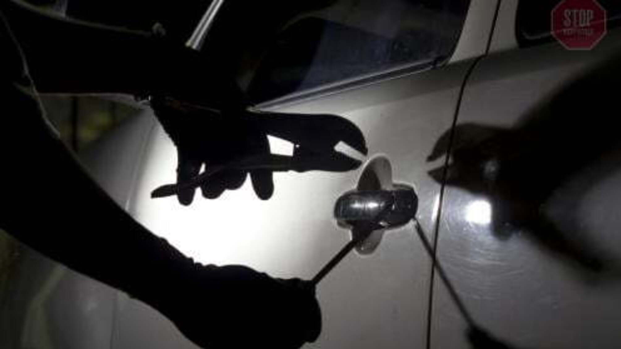 В Одесі правоохоронці повернули викрадене майно, поки власник автівки спав