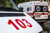 Не вистачило місця в реанімації: на Одещині від COVID-19 померла медсестра