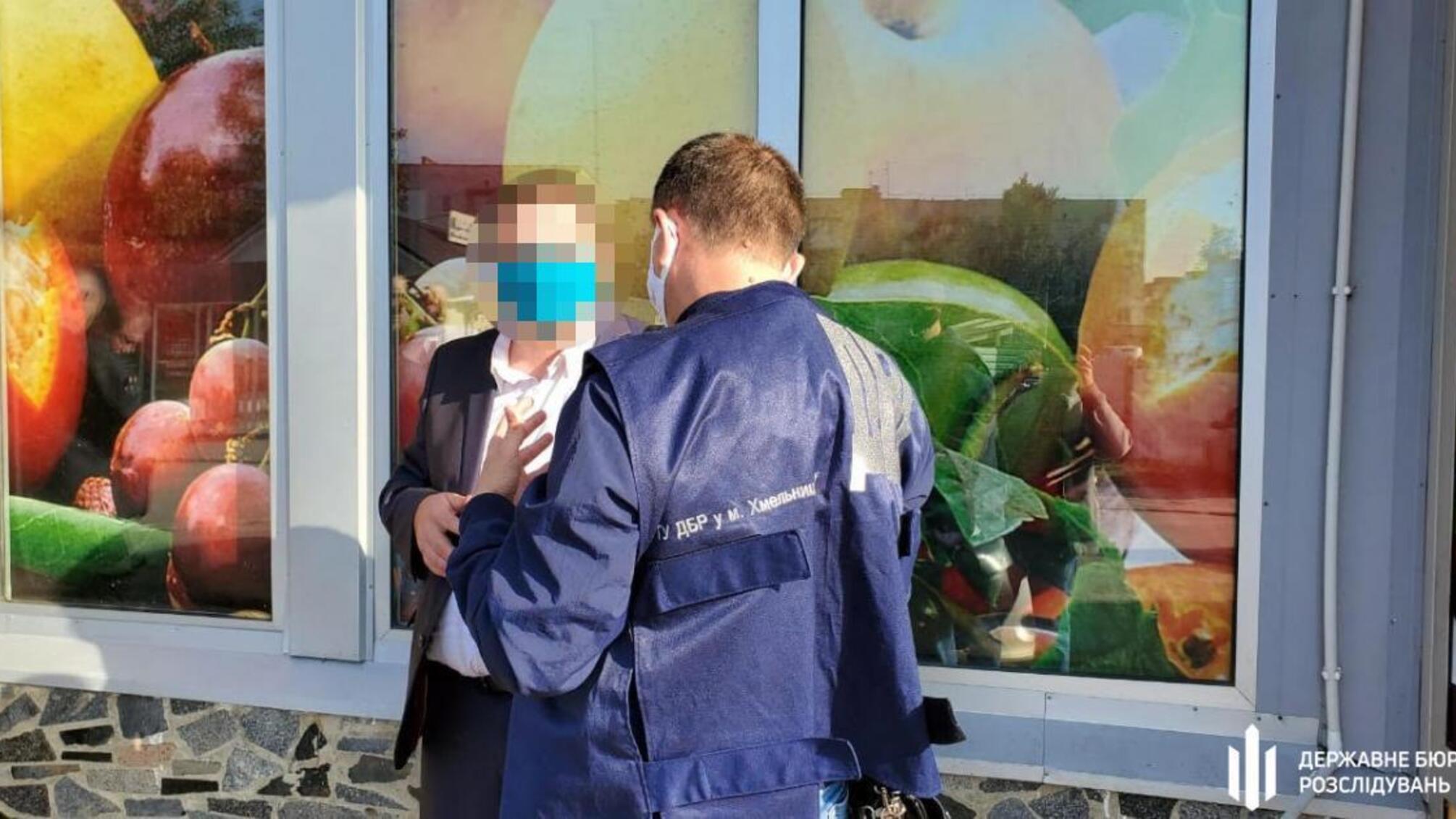 «Злив» інформації податкової служби - на Житомирщині працівника ДПС затримали «на гарячому»