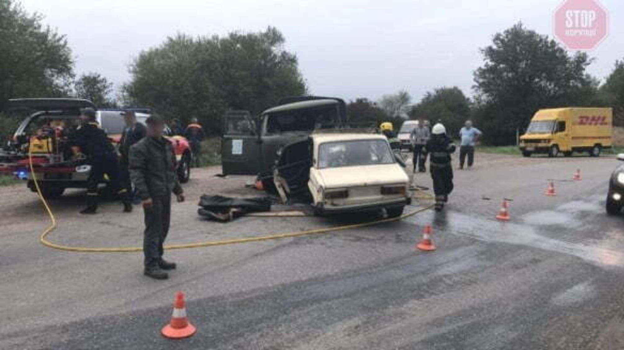 Двоє людей загинули: на Буковині сталася жахлива ДТП (фото)
