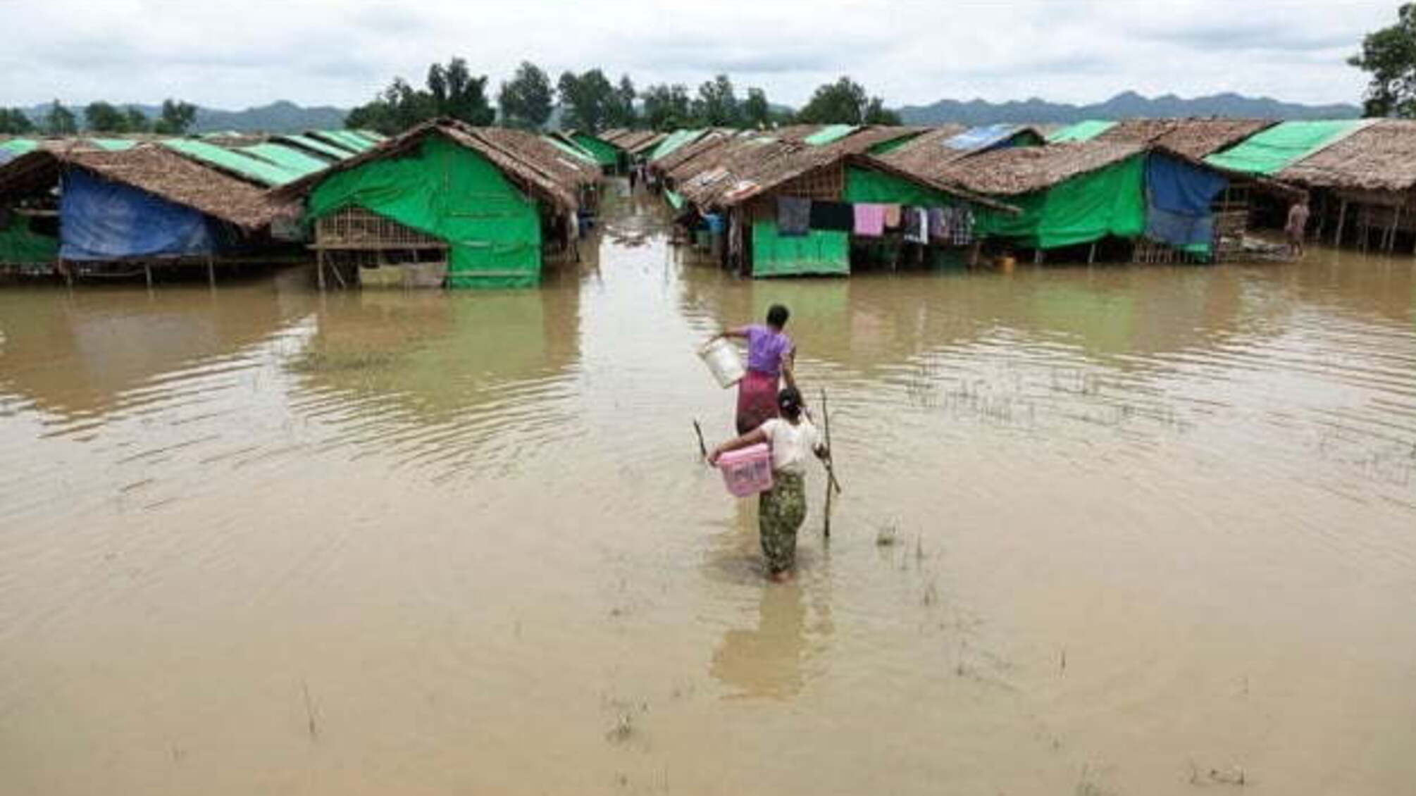 У В’єтнамі вже 106 загиблих від повеней