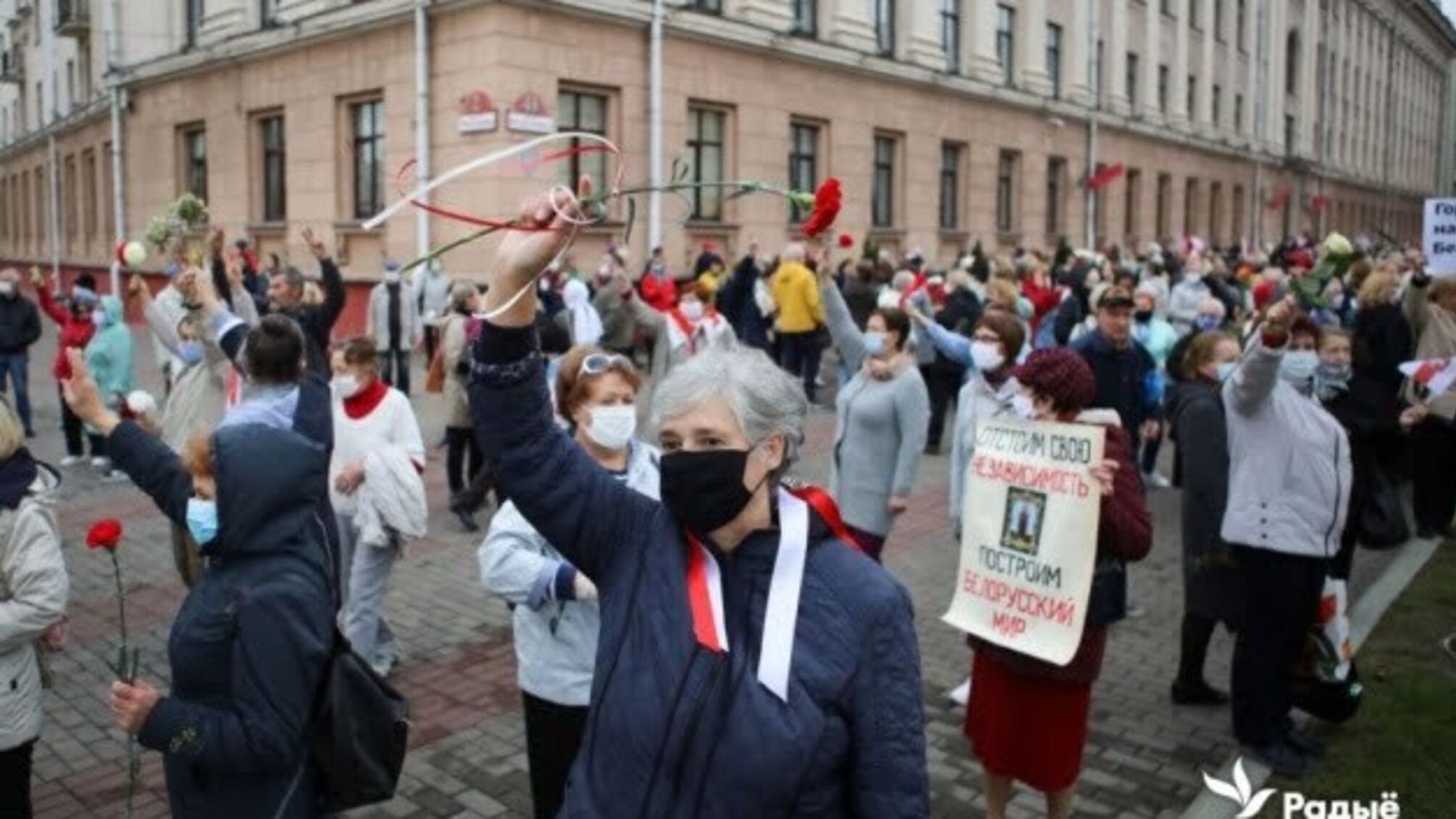 У Мінську закрили дві станції метро через протести