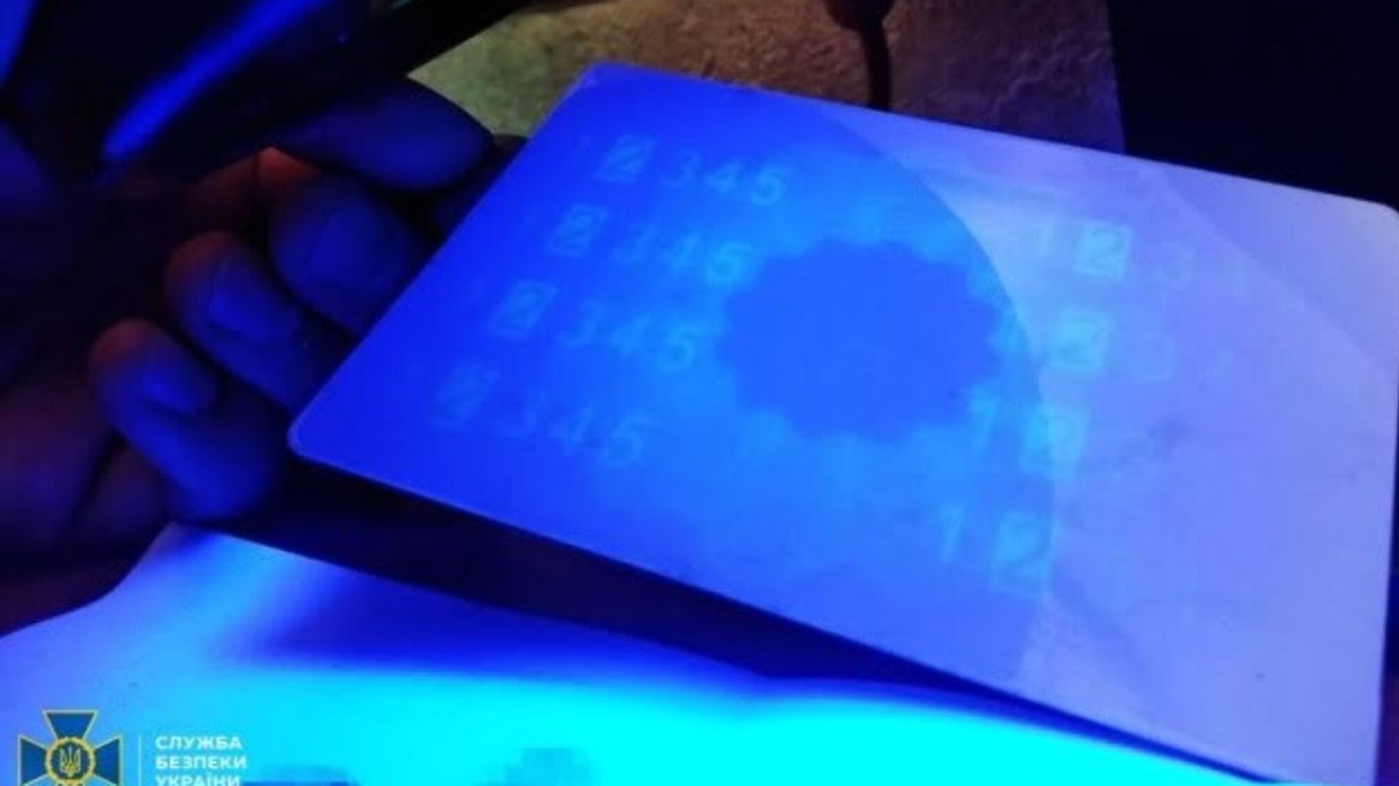 СБУ викрила ділків, які підробляли паспорти Євросоюзу для заробітчан