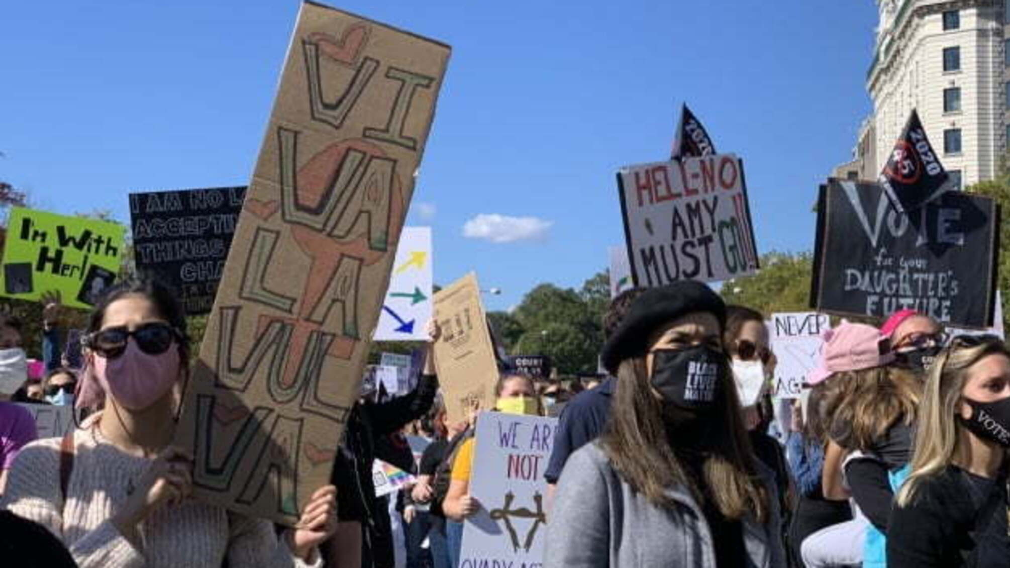 У США відбулися жіночі марші проти переобрання Трампа