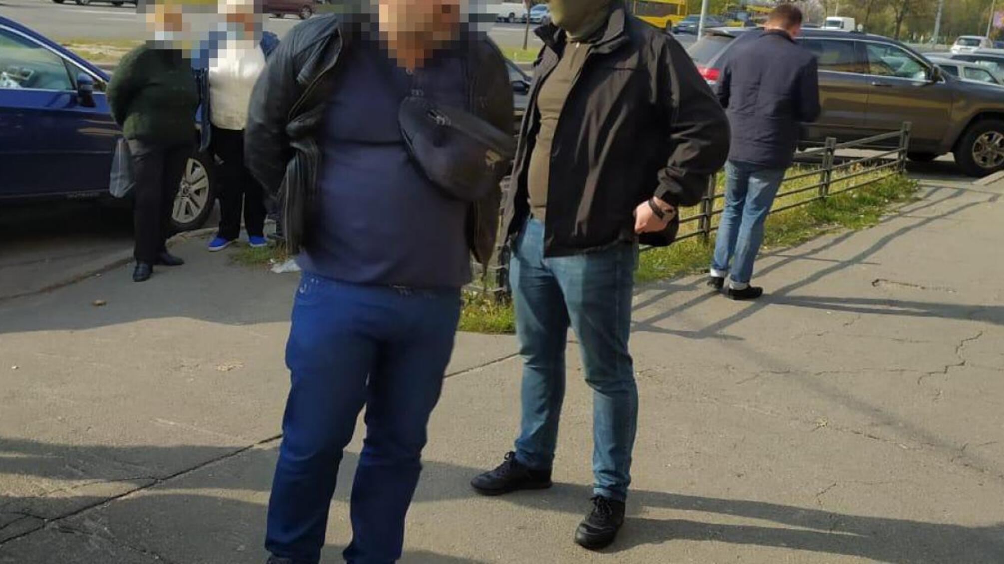 3000 доларів США за перекваліфікацію кримінального провадження – ДБР затримало одного із керівників слідчого відділу Дарницького УП Нацполіції