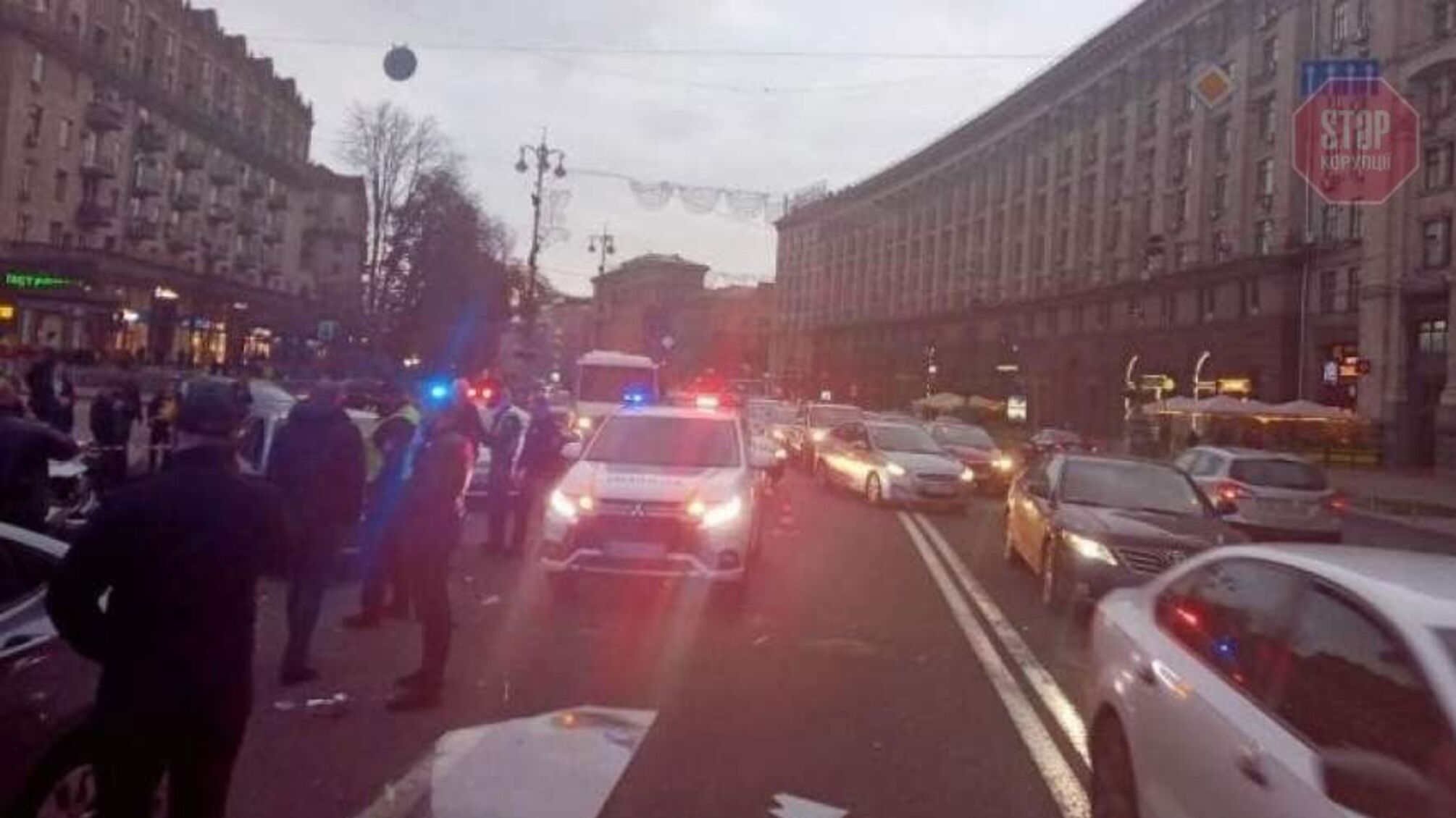 У столиці сталося масштабне ДТП, є загиблі (відео)