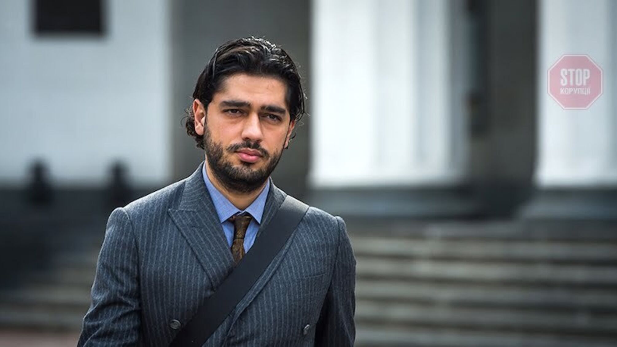 'Зеленський на сьогоднішній день повністю покриває корупцію в країні', – Гео Лерос