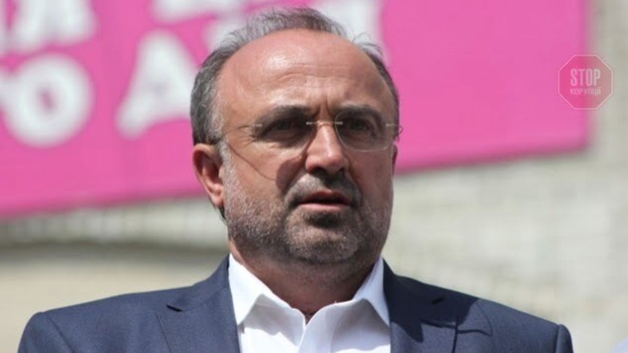 У Києві горіла автівка нардепа від «ЄС»
