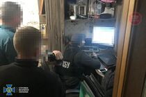 На Черкащині СБУ викрила зловмисника, який погрожував вбити кандидата на посаду голови ОТГ