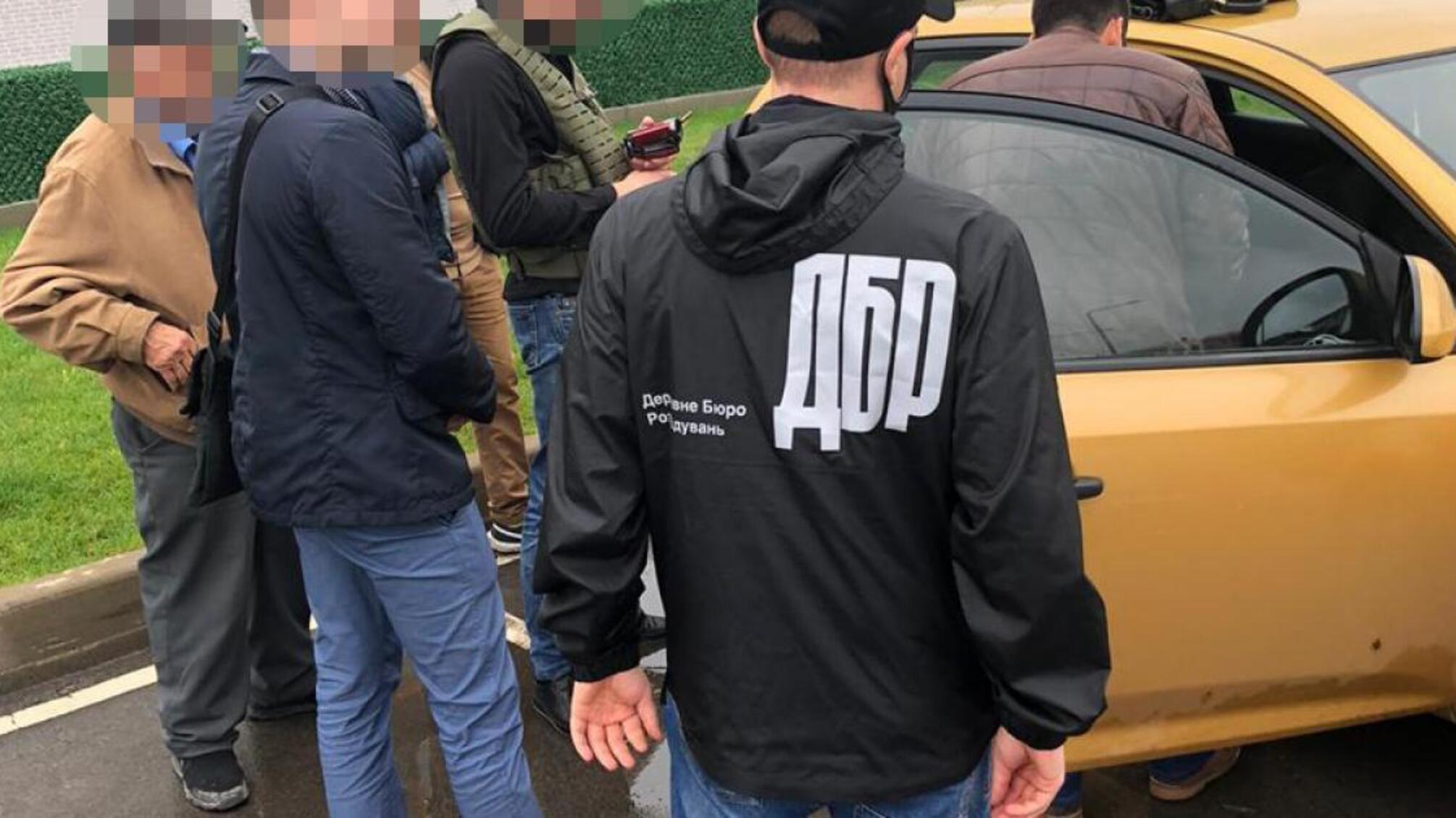 20 тисяч доларів США за акт перевірки без порушень – начальника відділу Держекоінспекції затримано «на гарячому» (ВІДЕО)