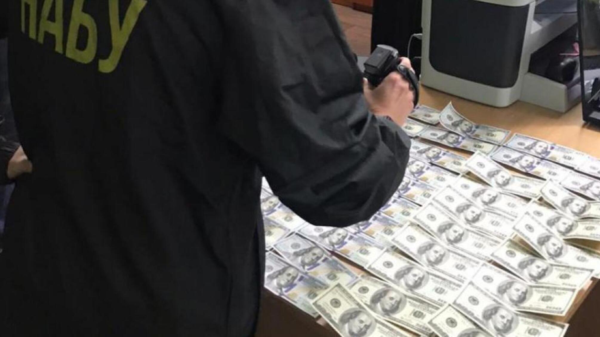 Неправомірна вигода судді райсуду Харкова: матеріали відкрито