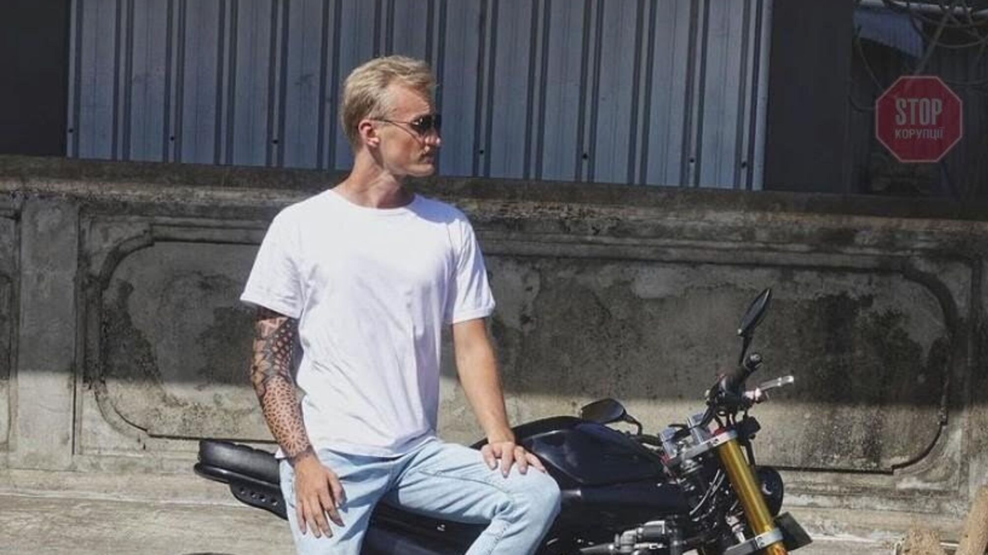 В Індонезії затримали українського блогера та хочуть передати його Росії