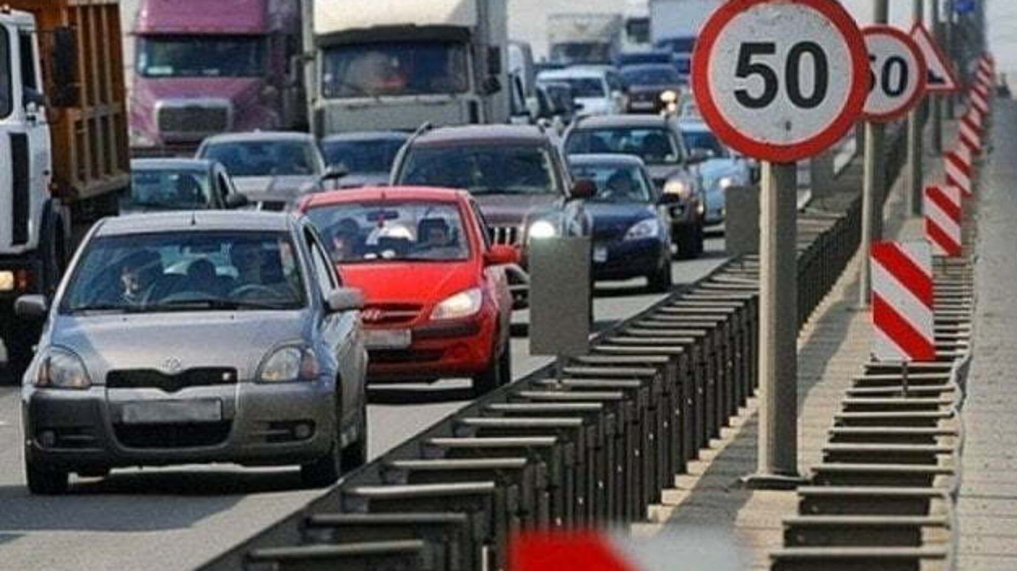 В Україні набули чинності зміни до правил дорожнього руху