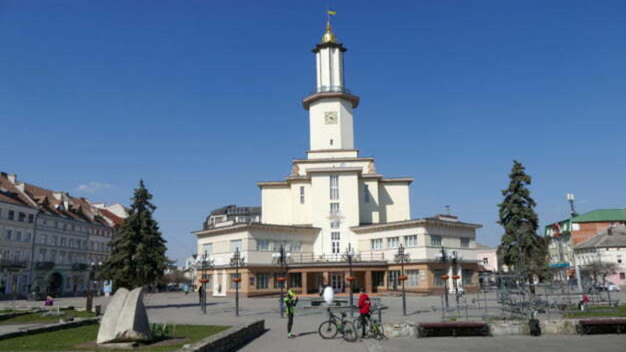 В Івано-Франківську ініціюють «декомунізацію» двох вулиць