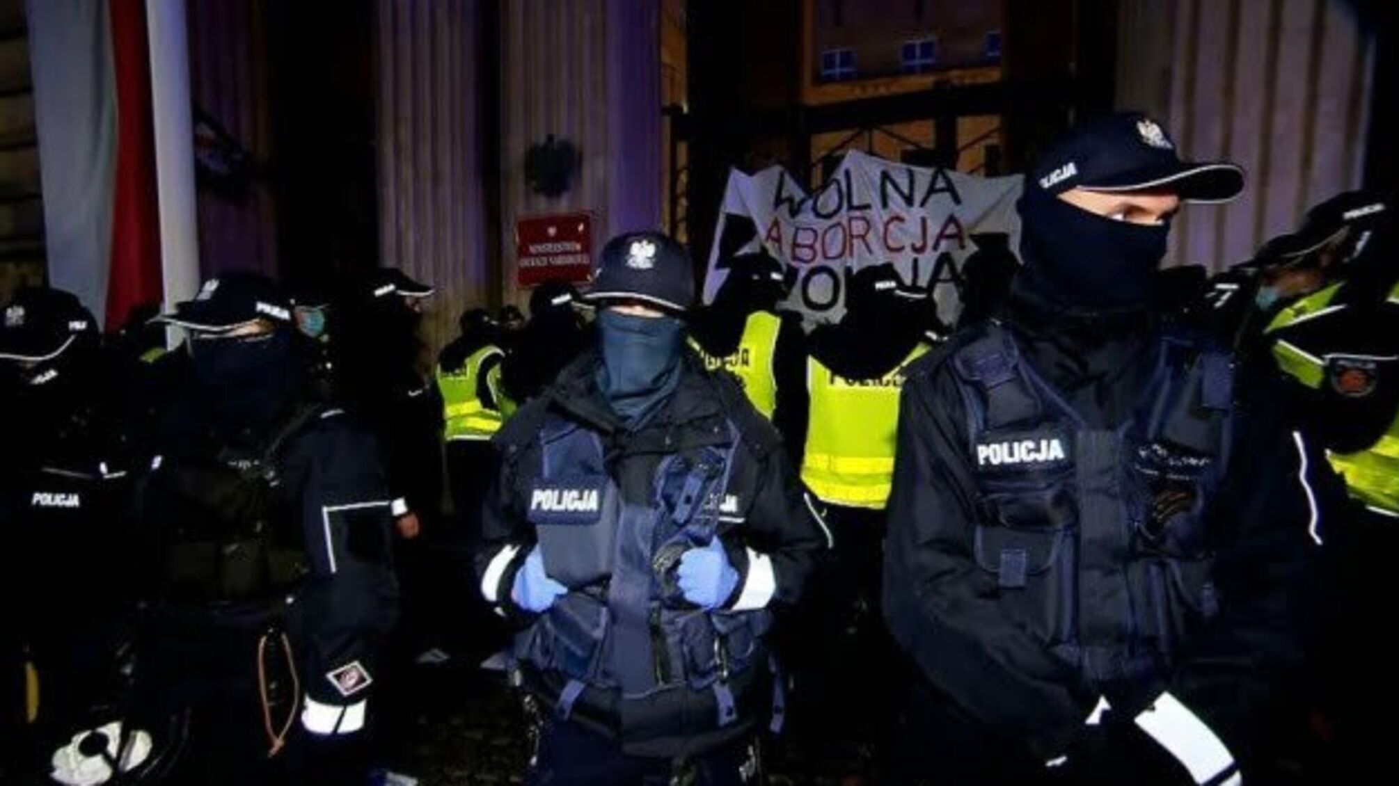 У Варшаві тривають антиурядові протести