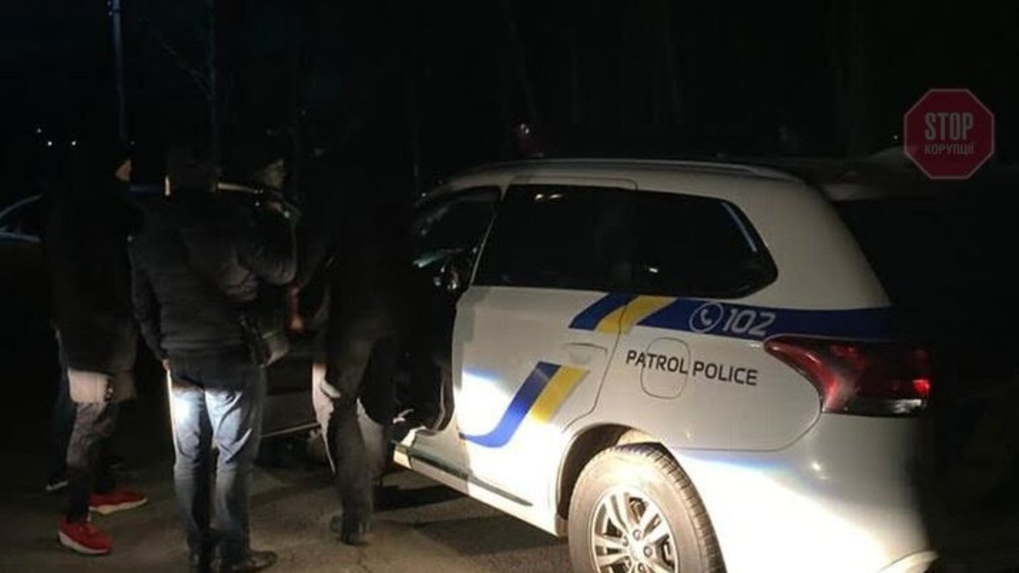 У Житомирській області на хабарі затримали двох патрульних (фото)