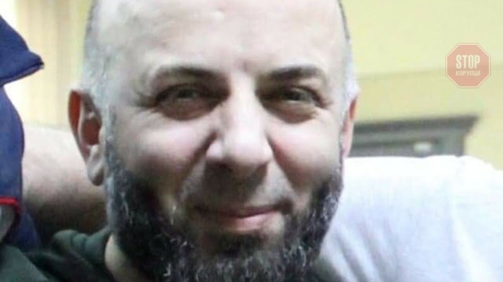 'Прошу вас, почуйте крик душі матері! Мій син помирає', – мати політв'язня Абдуллаєва звернулася до Зеленського