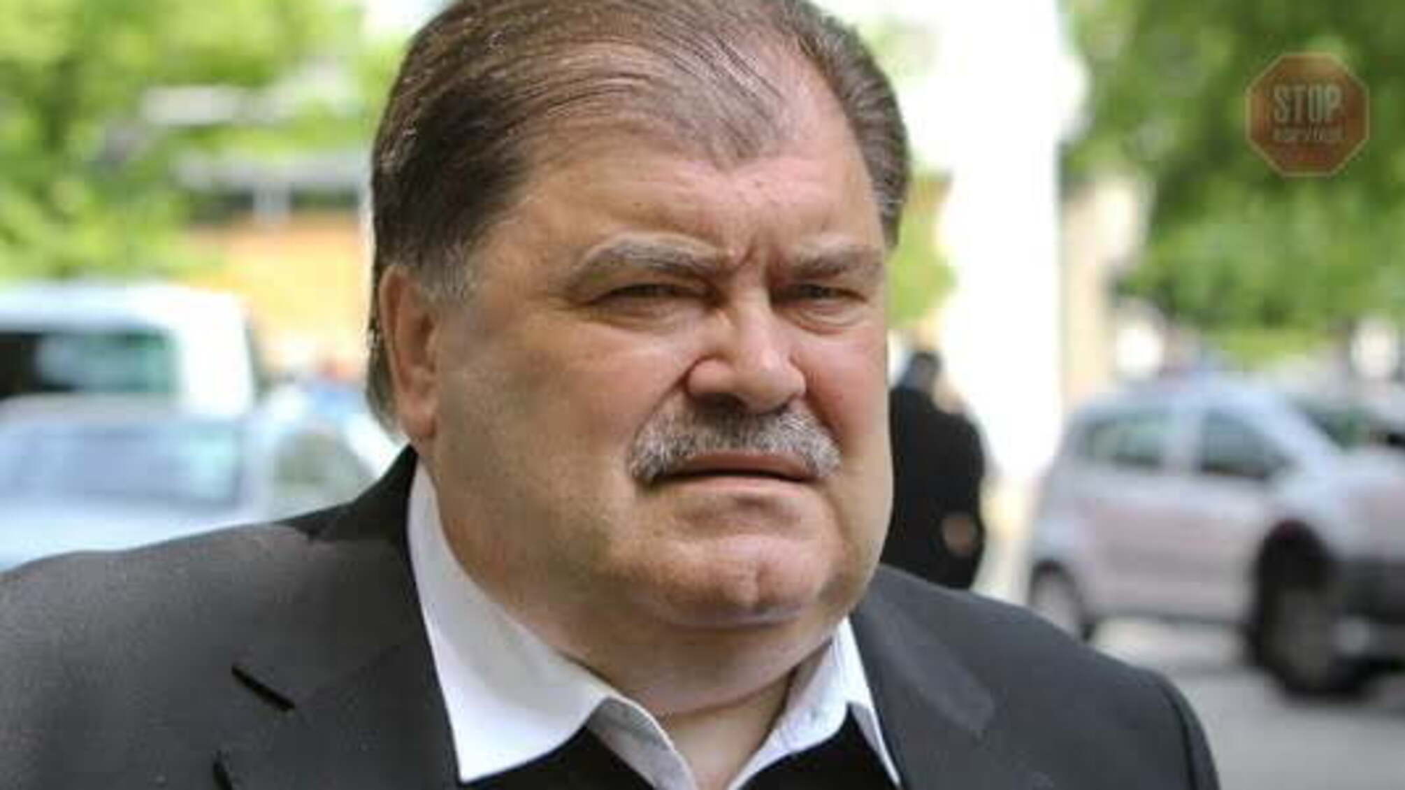 Медик у комерційній клініці вдарив екснардепа за вимогу говорити українською