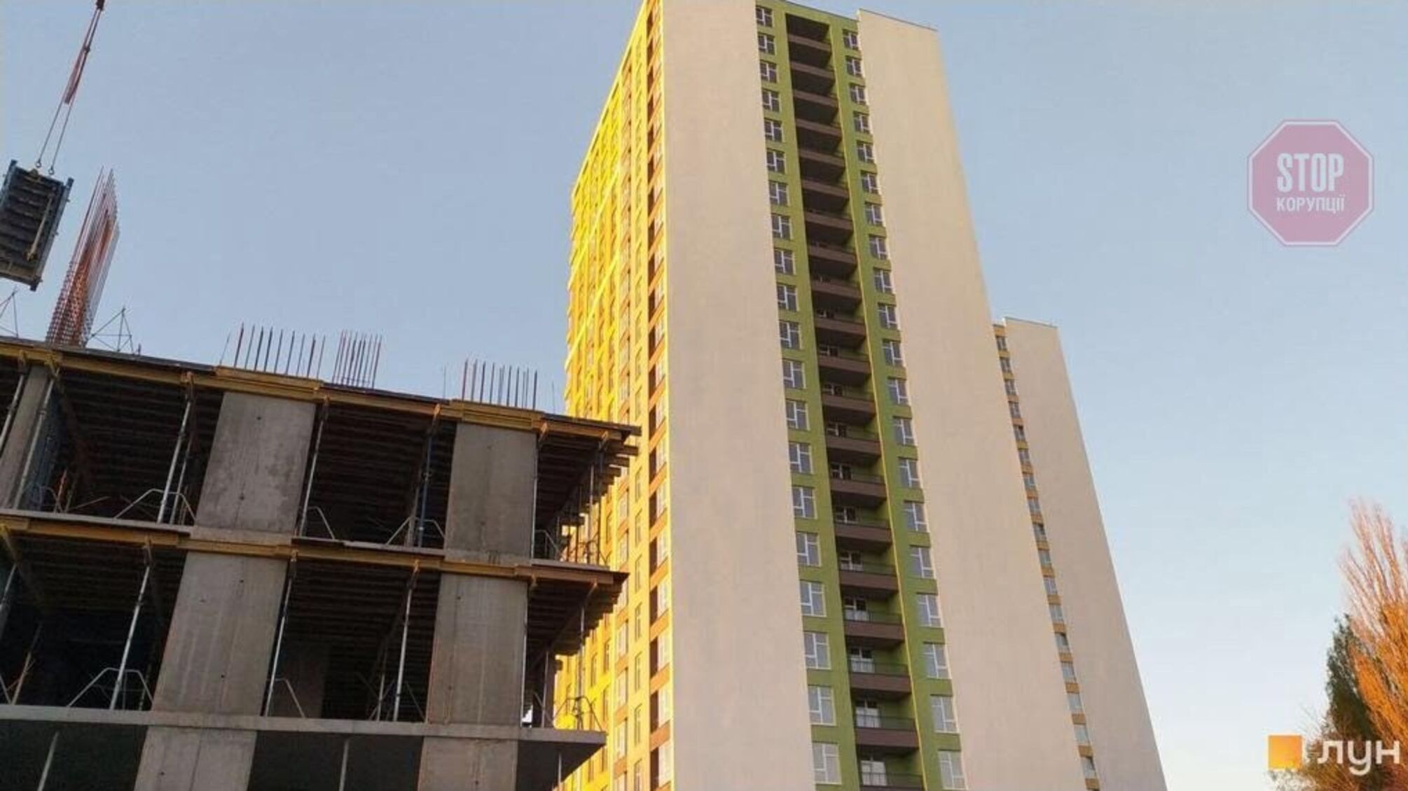 На столичному Академмістечку під виглядом реконструкції звели дві багатоповерхівки (фото)