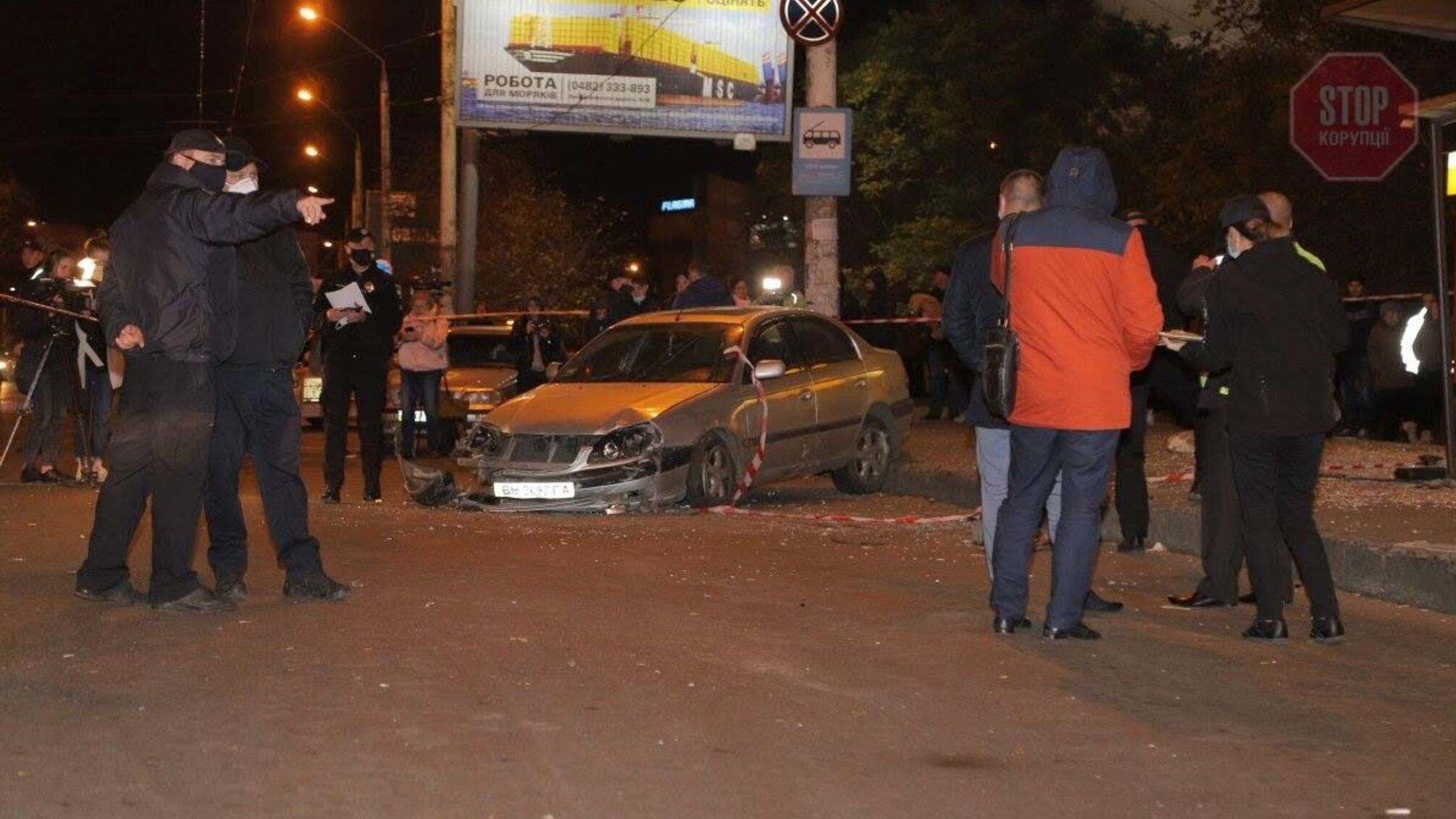 В Одесі поліція затримала водія 'Toyota', який в'їхав у людей на зупинці