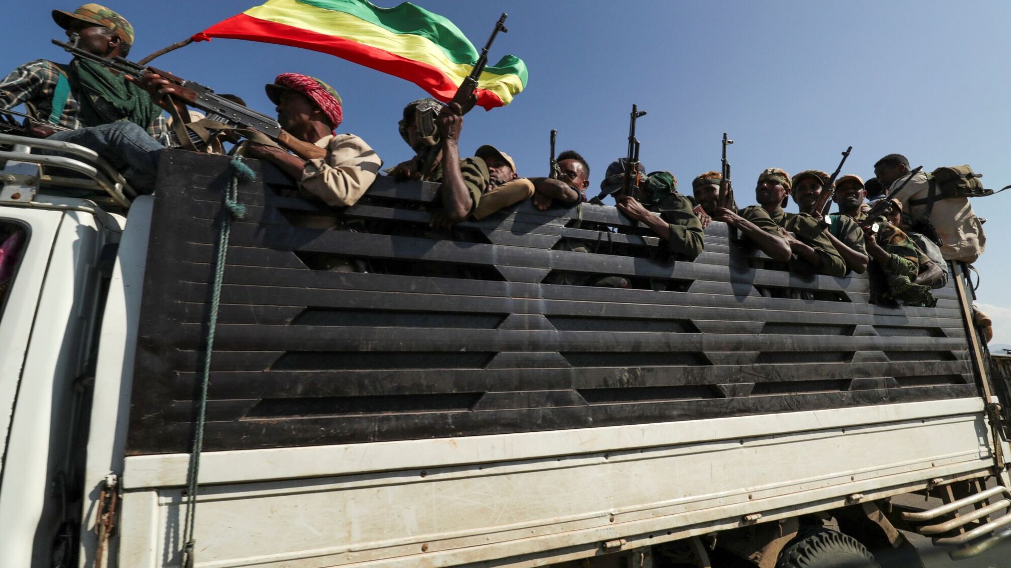 Зарубали мачете десятки цивільних: на півночі Ефіопії йдуть бої з бойовиками