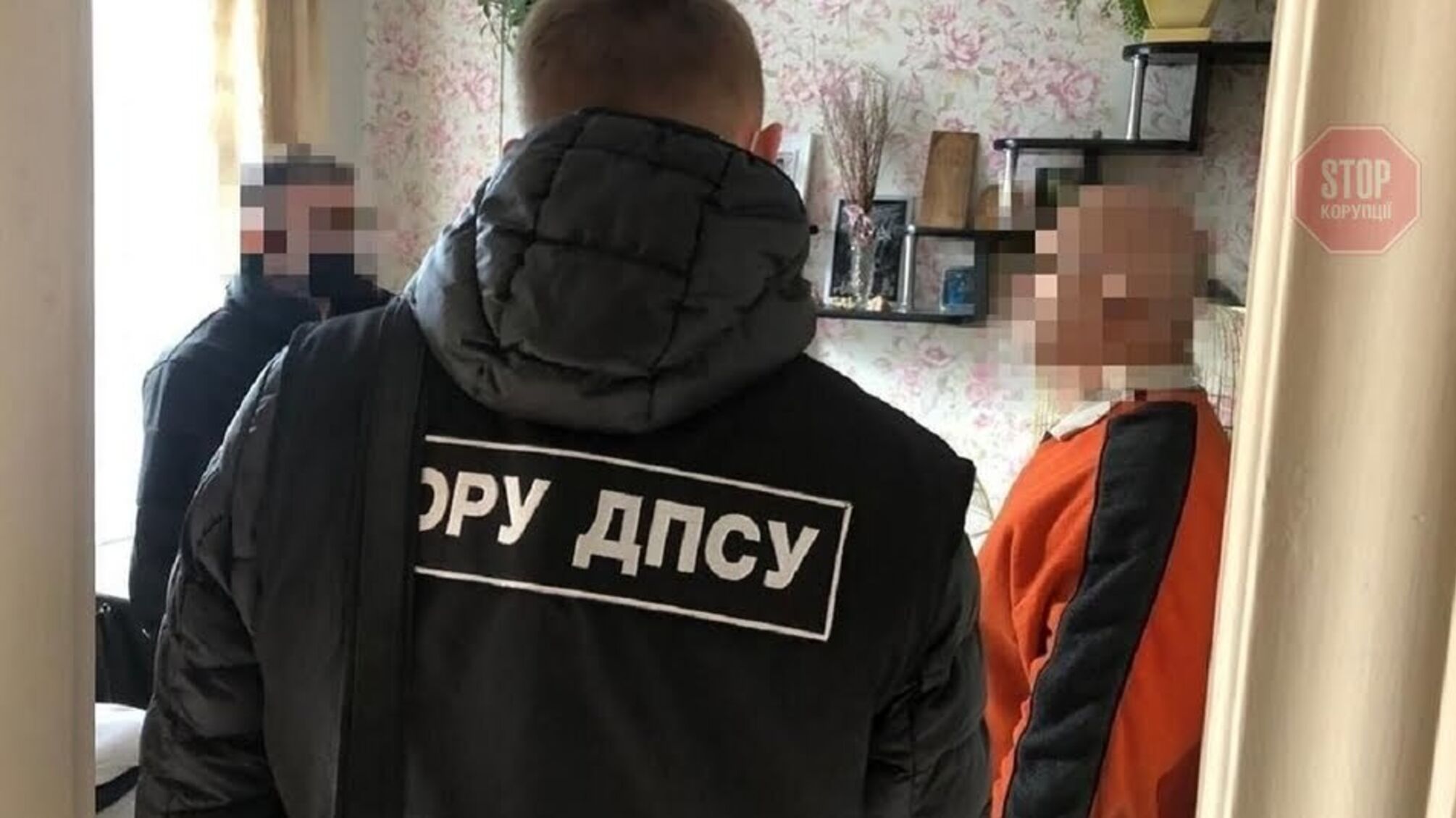 У Львові затримали чоловіка, який займався контрабандою культурних цінностей V-VIII століть (фото)