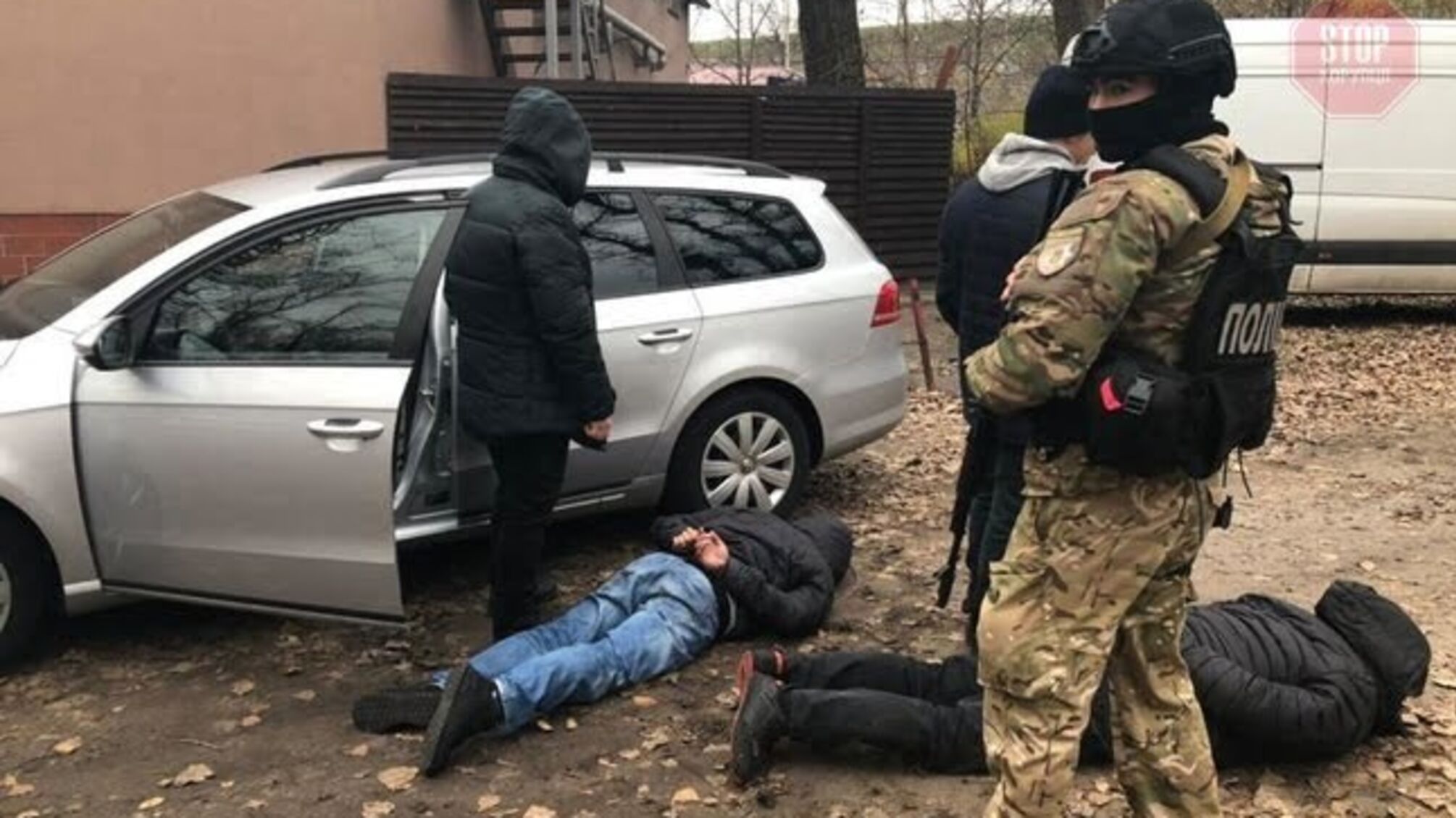 На Київщині іноземці підпалили автівку броварському рестораторові (фото, відео)