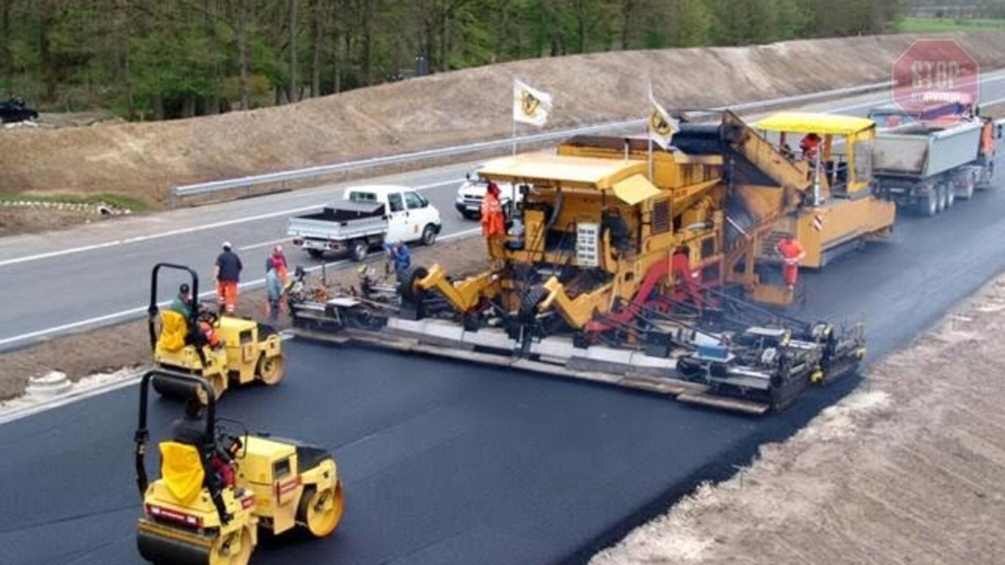 На ремонт важливої дороги Укравтодор планує взяти кредит
