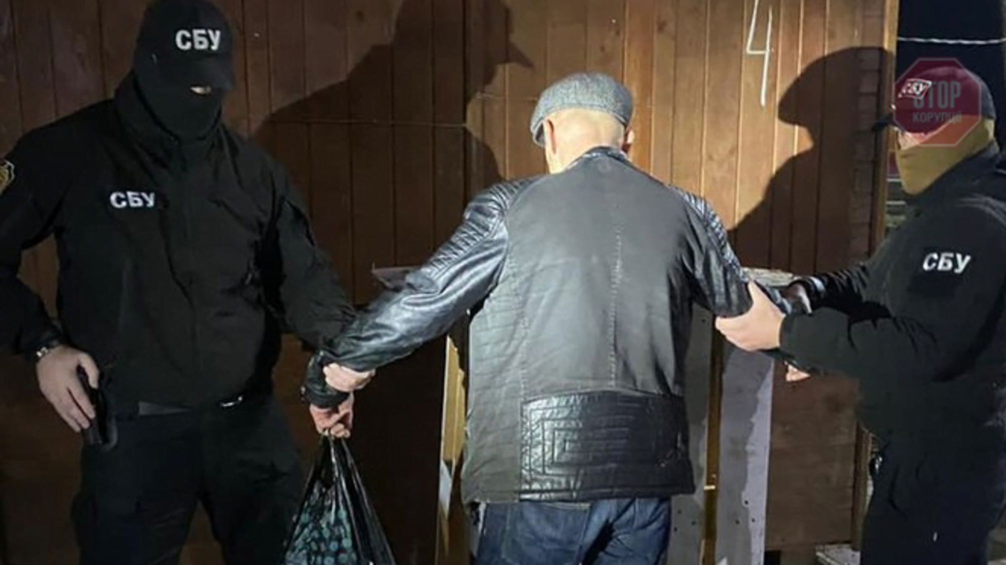 Вибори 2020: в Ужгороді викрили схему скуповування голосів (фото, відео)