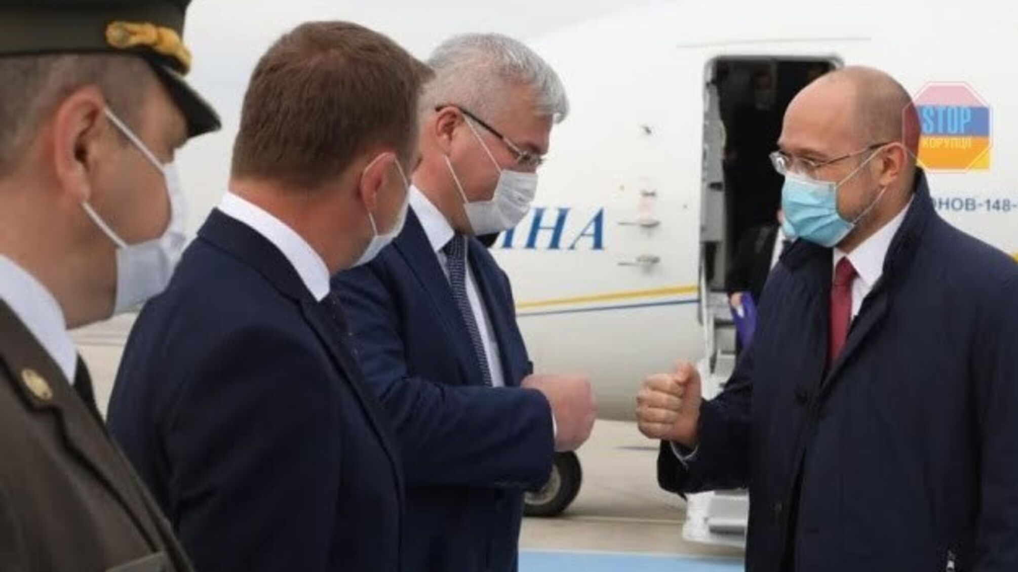 Прем'єр Шмигаль разом із міністрами прибув до Стамбула