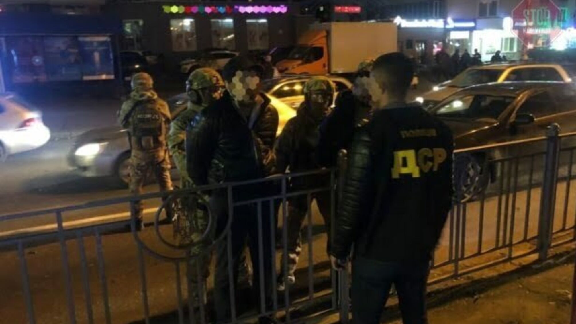 У Харкові зловмисники намагалися викрасти лідера ромської громади (фото, відео)