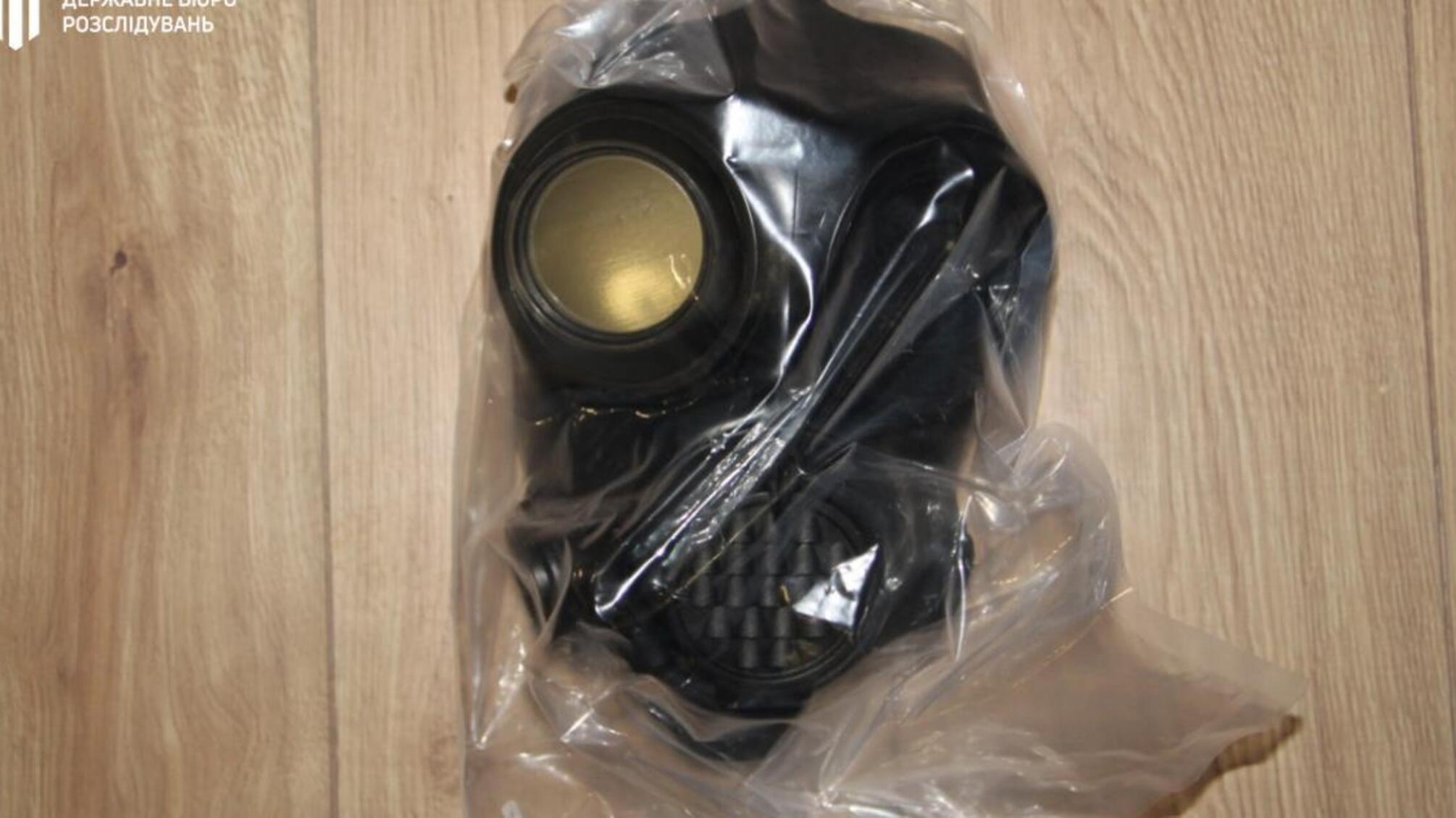 2 мільйони гривень збитків через завищення ціни на виготовлення протигазів для Нацгвардії – ДБР завершило розслідування відносно посадовця Міноборони (ВІДЕО)