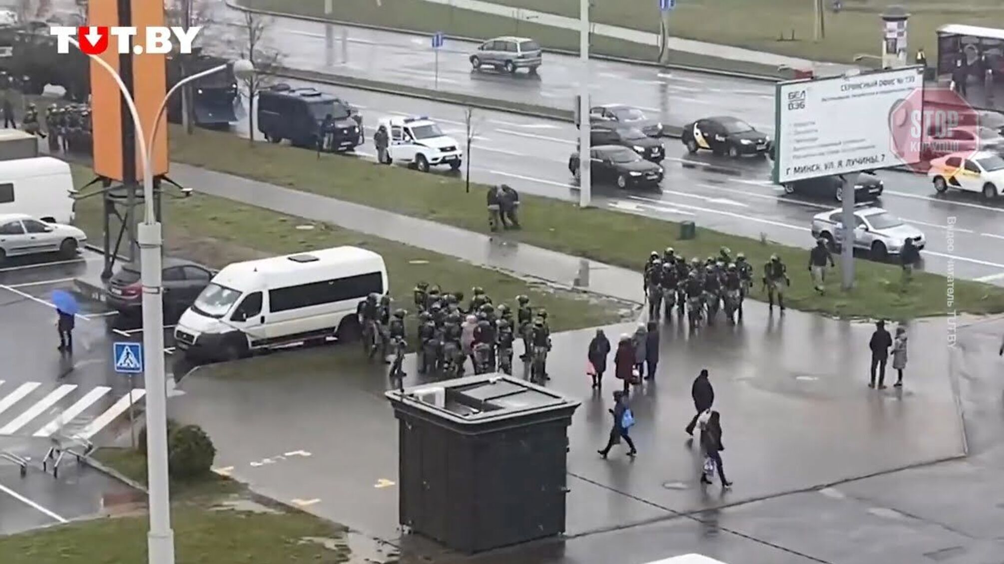 Чергова недільна акція протесту в Мінську: силовики почали затримання (відео)