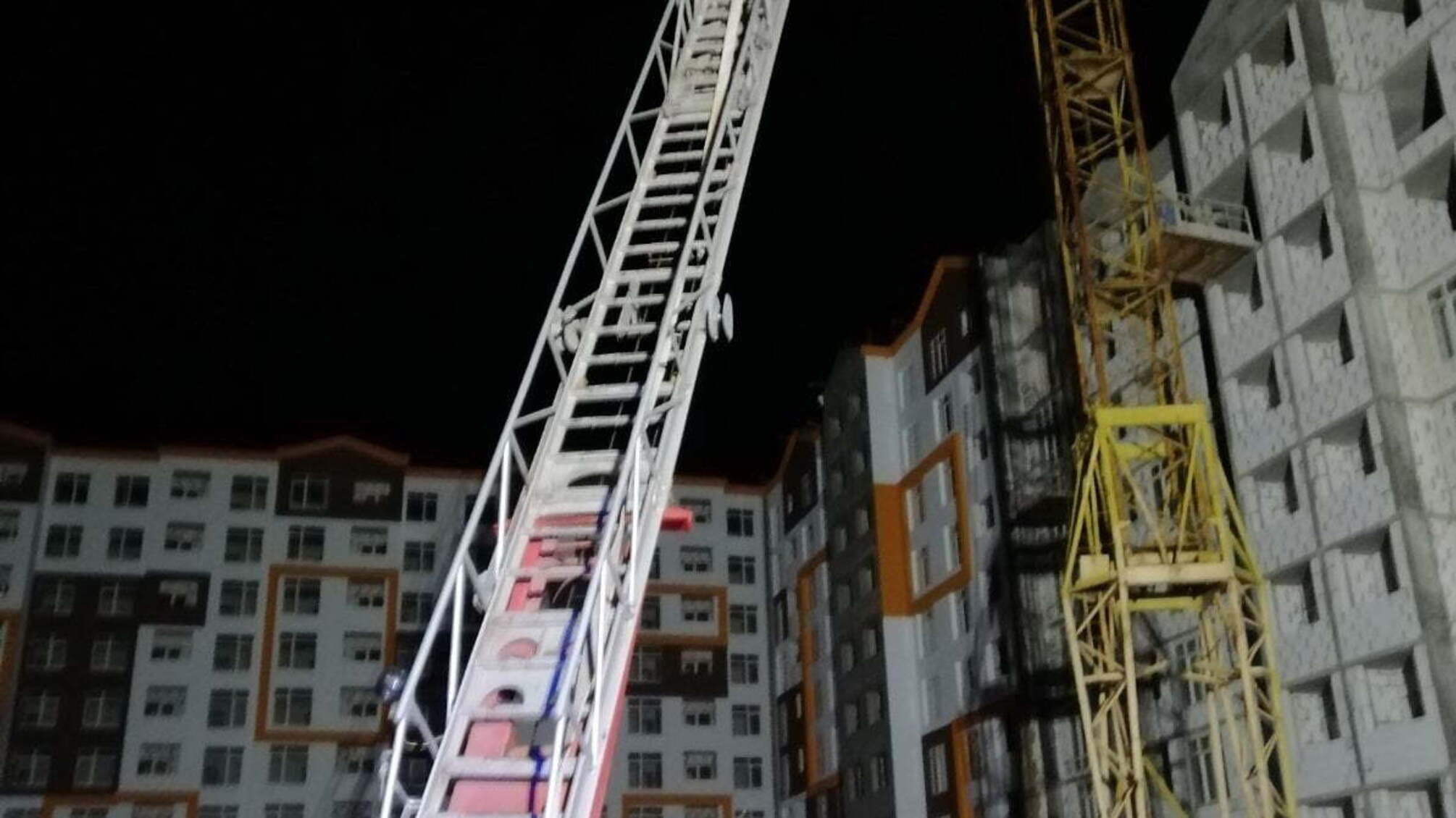 Київська область: ліквідовано загоряння кабіни баштового крану