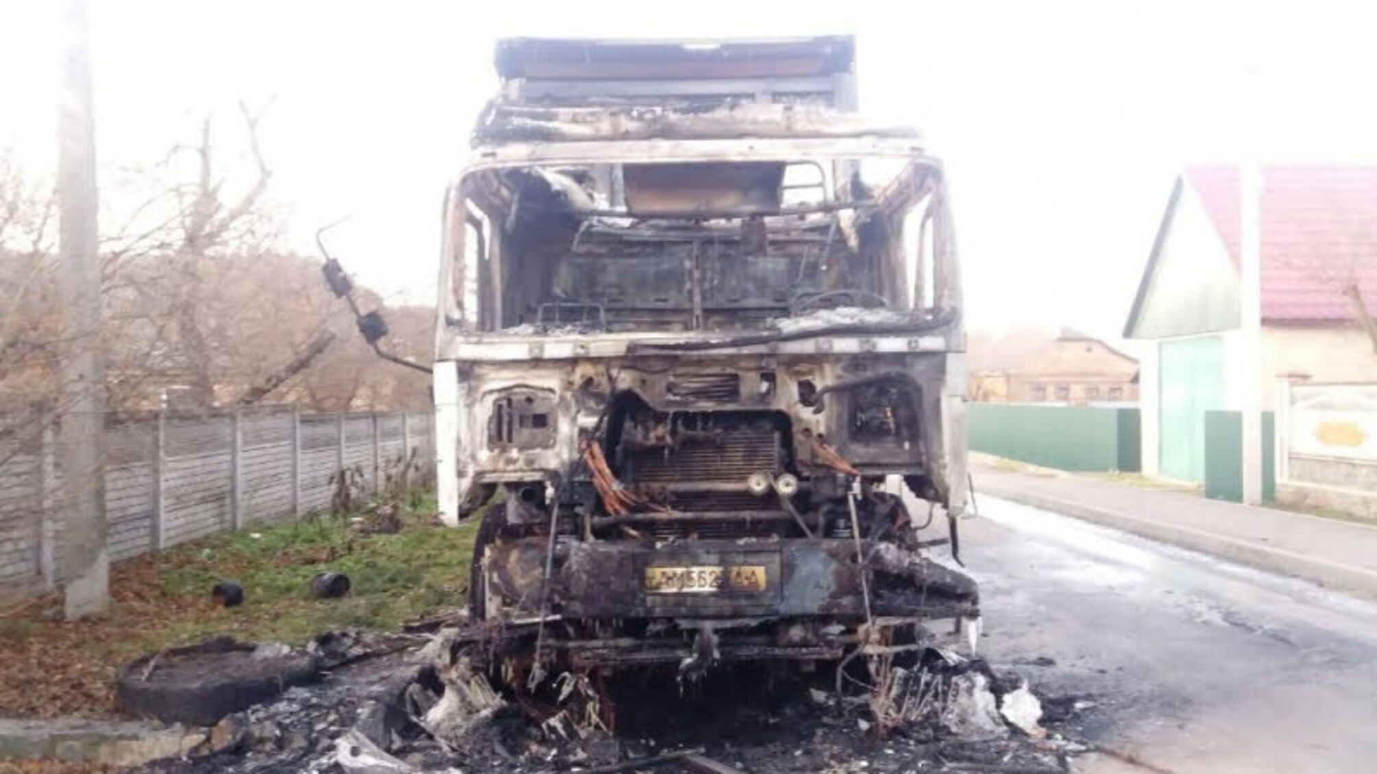 Житомирська область: упродовж доби рятувальники двічі гасили палаючі вантажівки